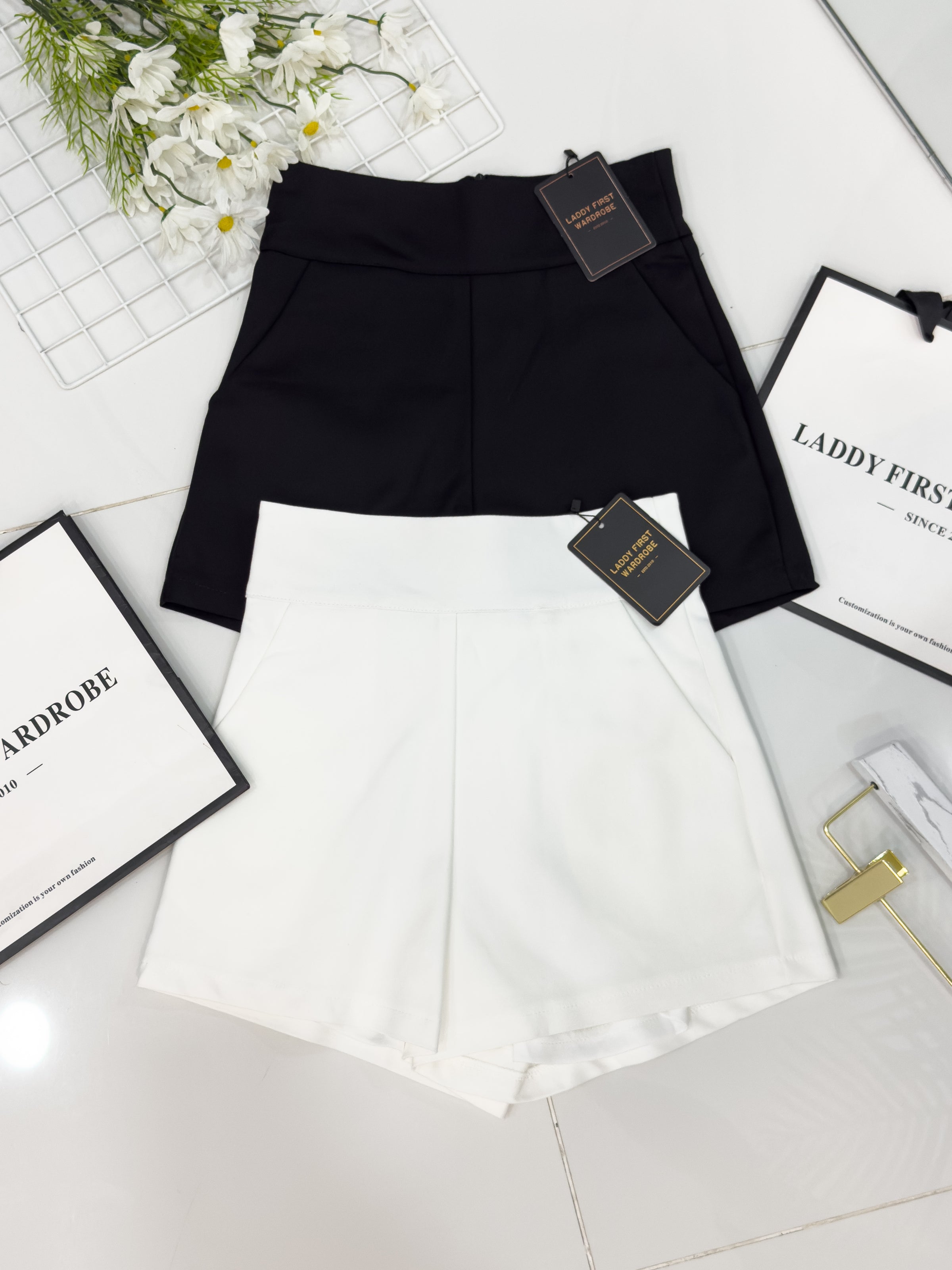 【S7885】【网站福利款✨】独家爆款【万能爸爸】西装高腰百搭短裤，后中拉链有口袋【B-R2-C6】