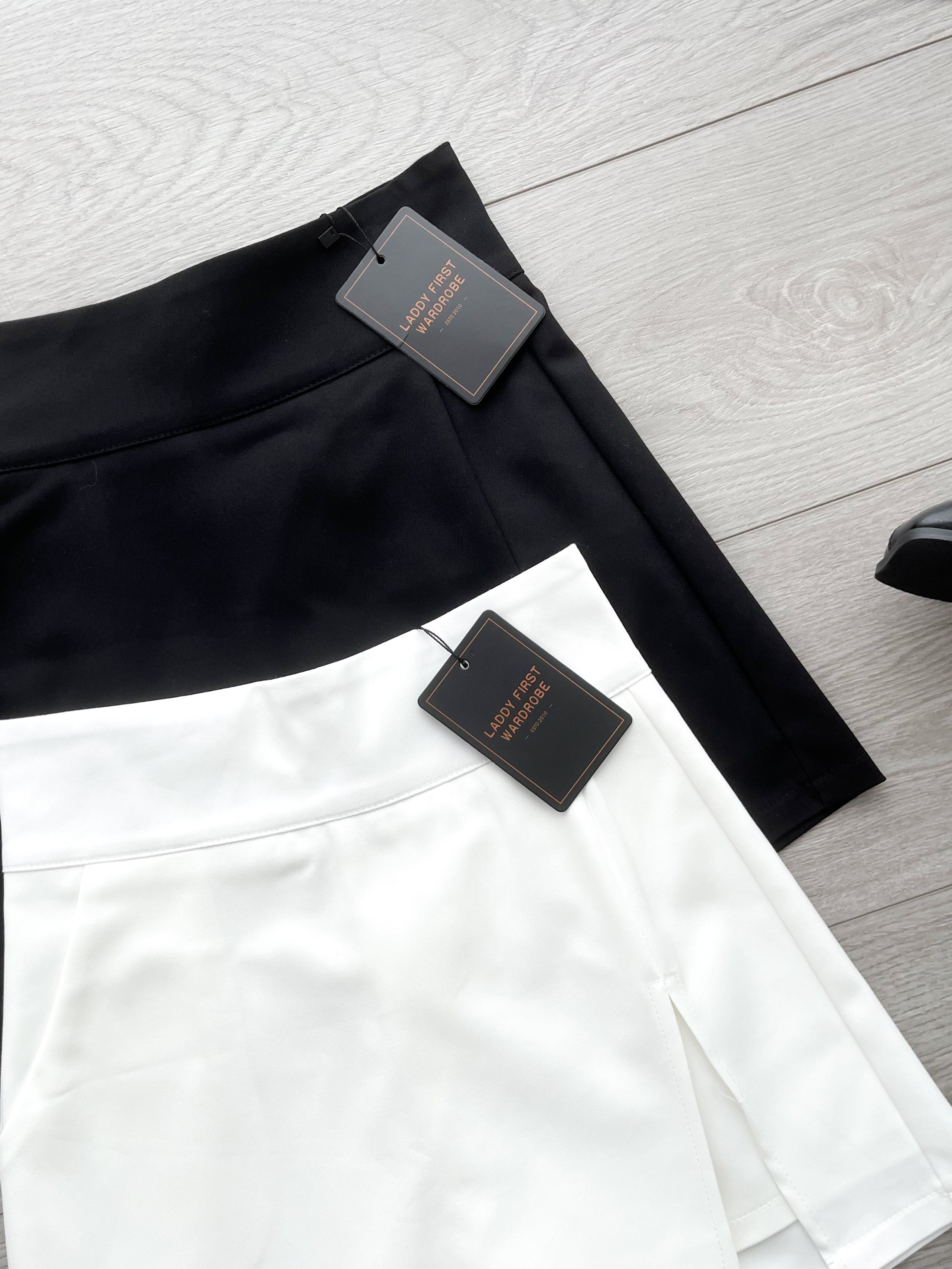 【S7991】高品质收腰显瘦A字西装开叉边高腰百搭裤裙，前裙后裤有口袋 ❤️❤️