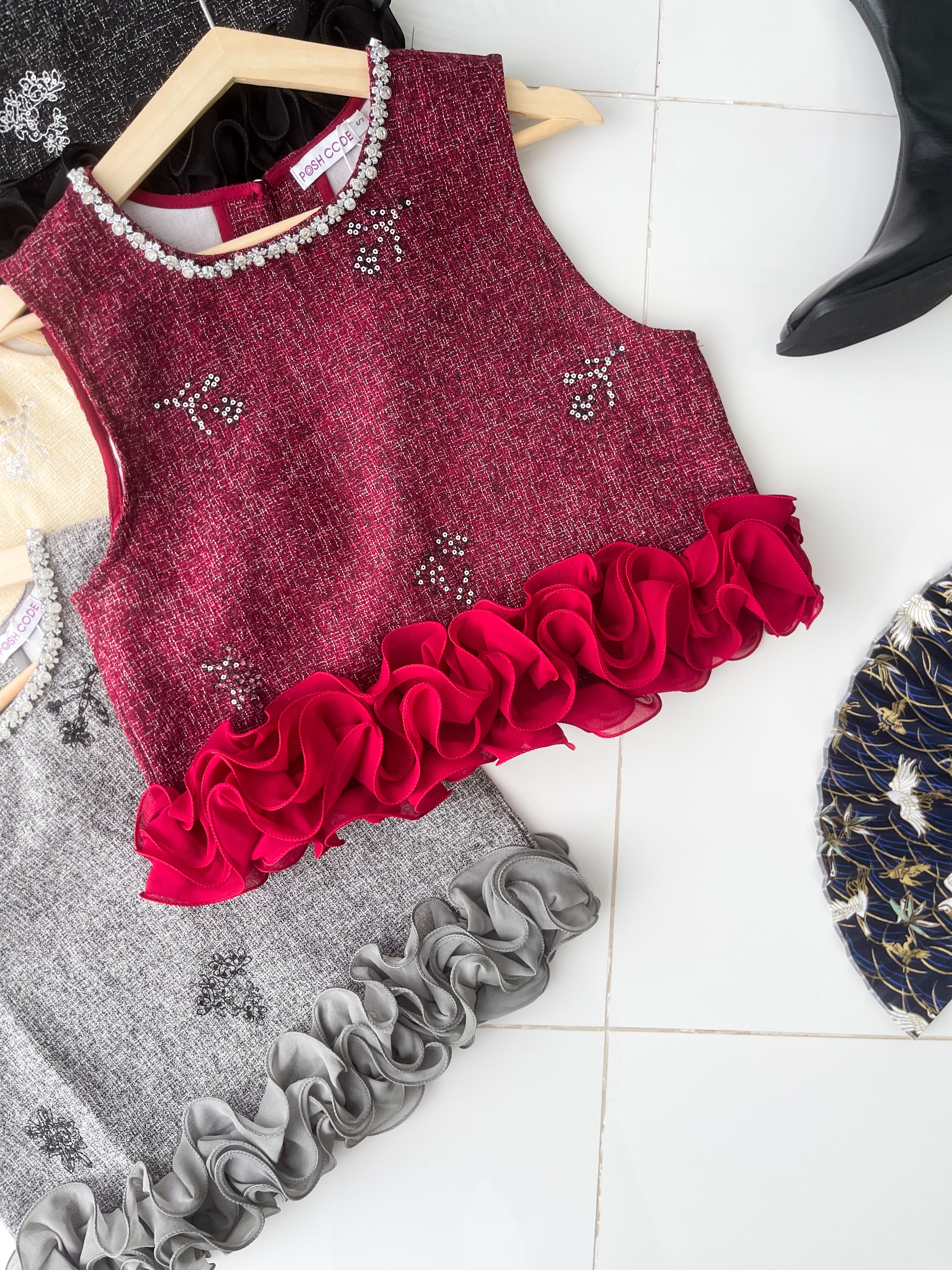 【T14571 / 65238】高品质立体花瓣下摆设计小香风无袖上衣 ❤❤