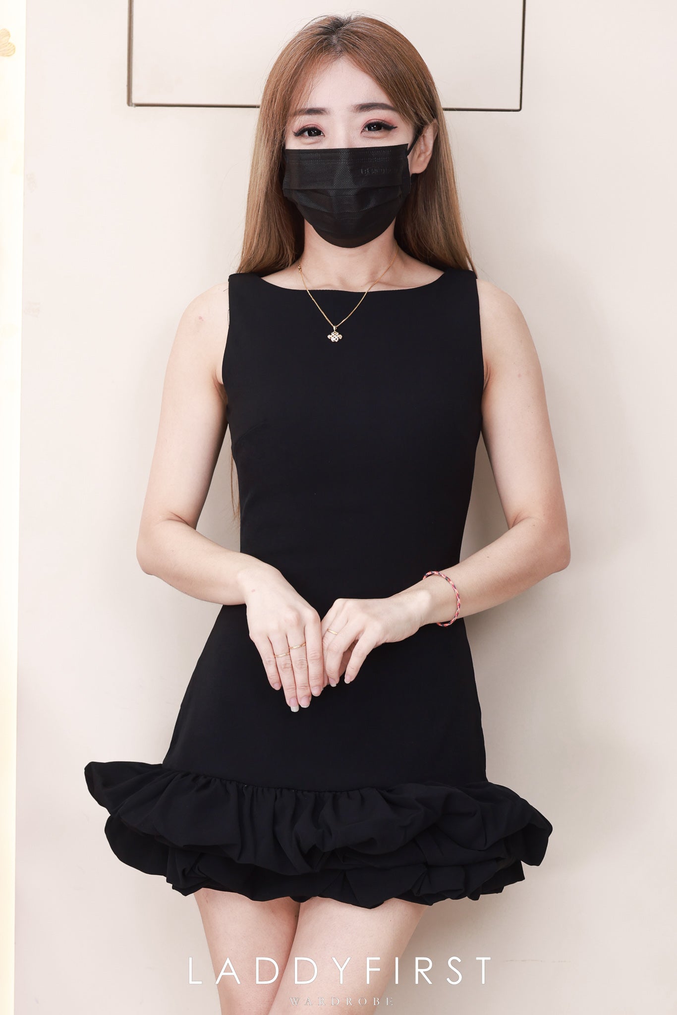 【D8238111】【LFW独家小圆饼】高品质温柔气质显瘦下摆荷叶设计连身裤裙，内层有短裤 ❤️❤️