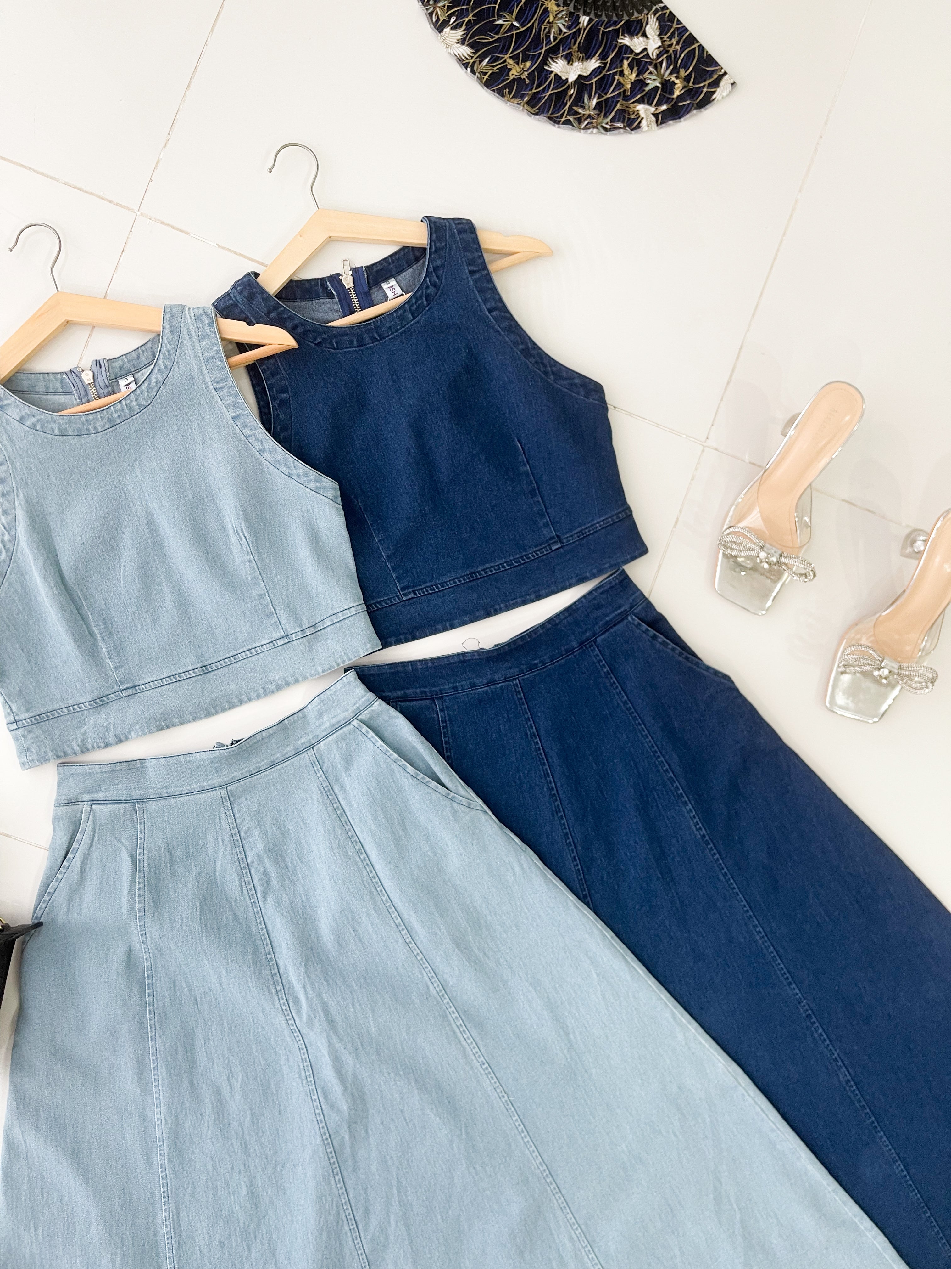 【SS21767 / 19835-1】⚡补货预订款⚡高品质两件式气质感韩系牛仔时尚套装 无袖牛仔短版上衣➕牛仔高腰长裙，有口袋 ❤️❤️