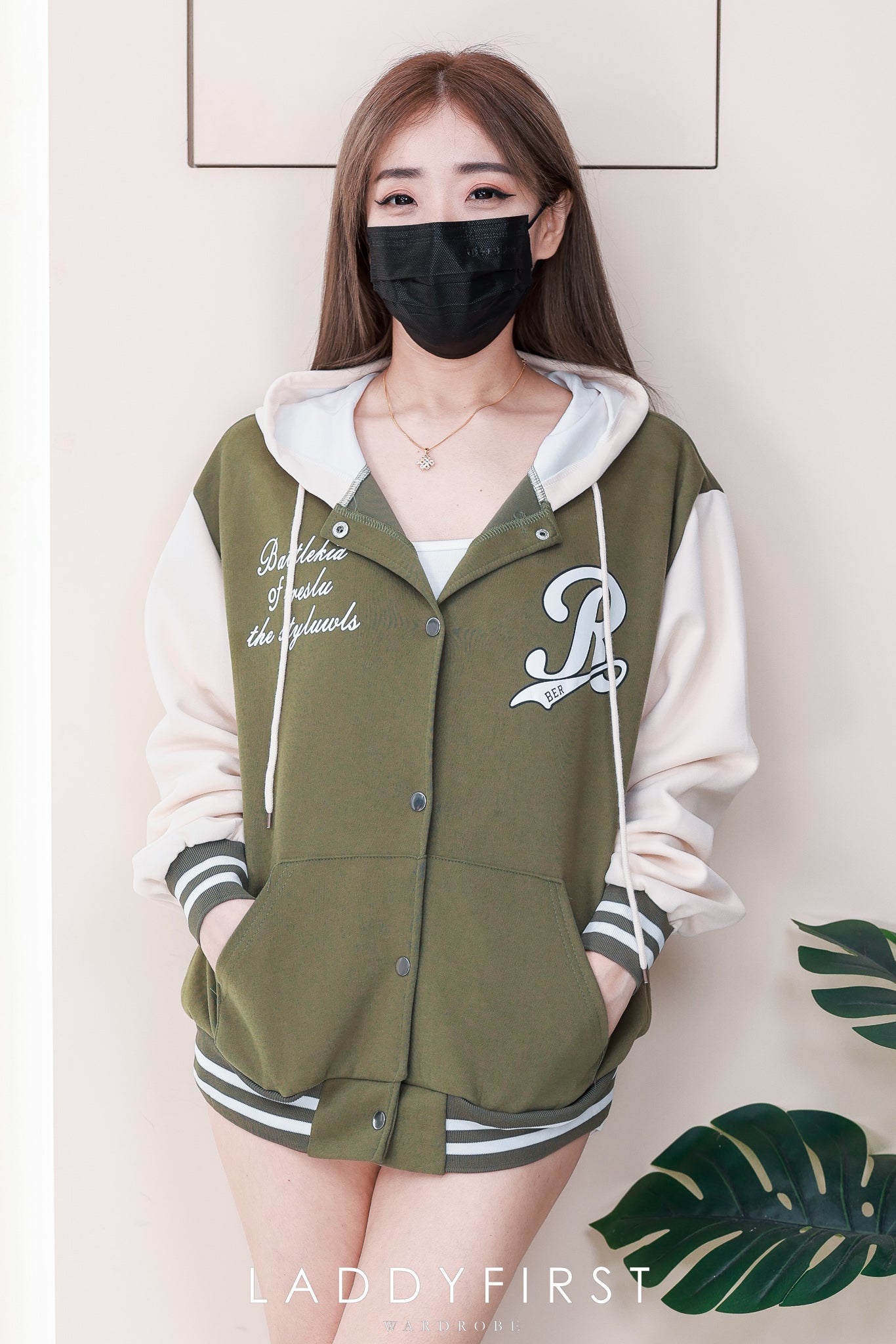 【JK803】高品质男女同款气质撞色系R印花连帽长袖卫衣，按扭设计有口袋 ❤❤