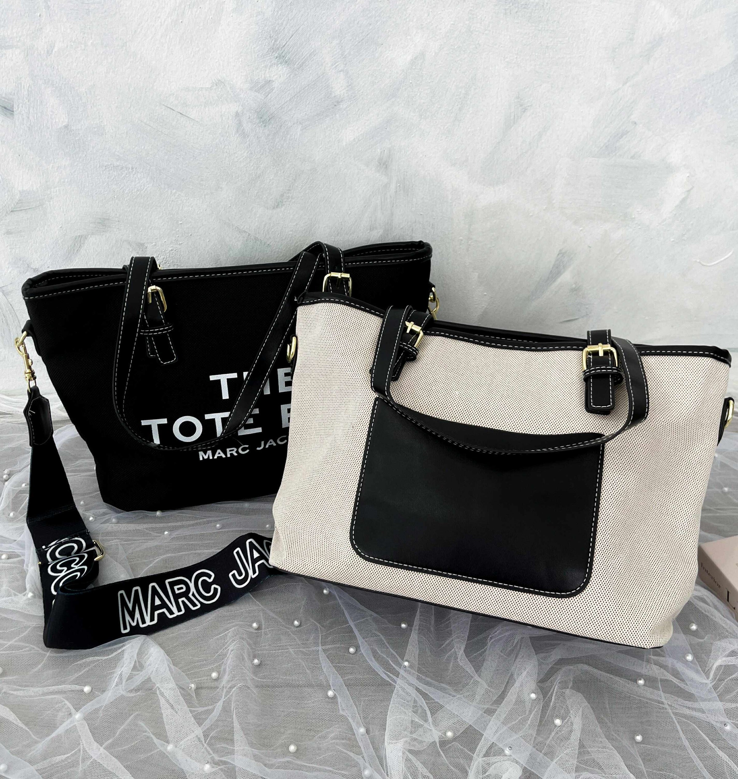 【A2743】高质量大容量帆布托特包 , 可手提肩背 👜❤️