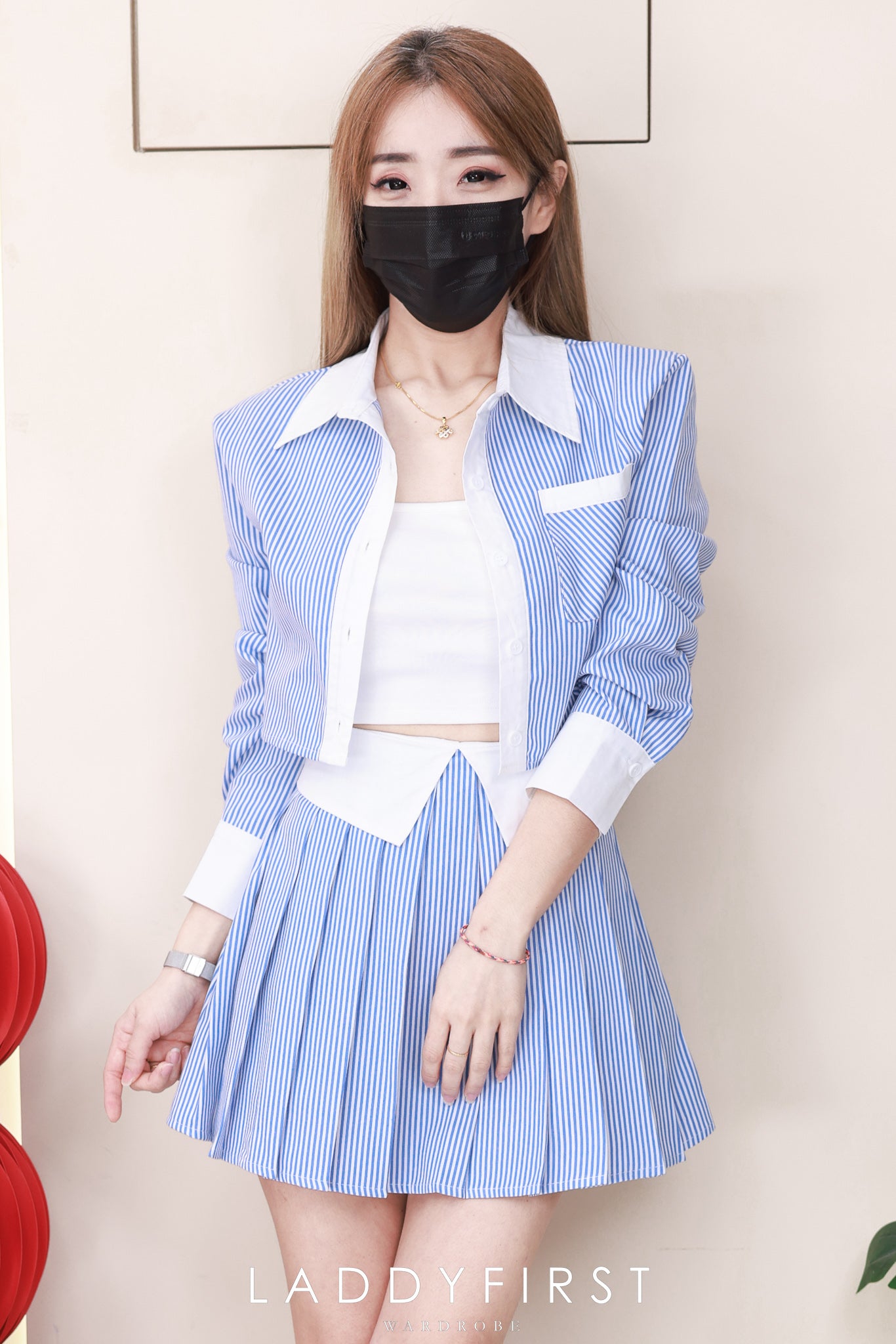 【SS25234】高品质两件式韩式减龄时尚线条套装 翻领长袖短版上衣➕百褶高腰百搭裙子，内层有里布短裤 ❤️❤️ 【C-R1-C4】