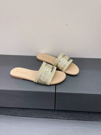 【R2123】 ✨现货✨高品质气质透气蕾丝尖头高跟鞋 👠