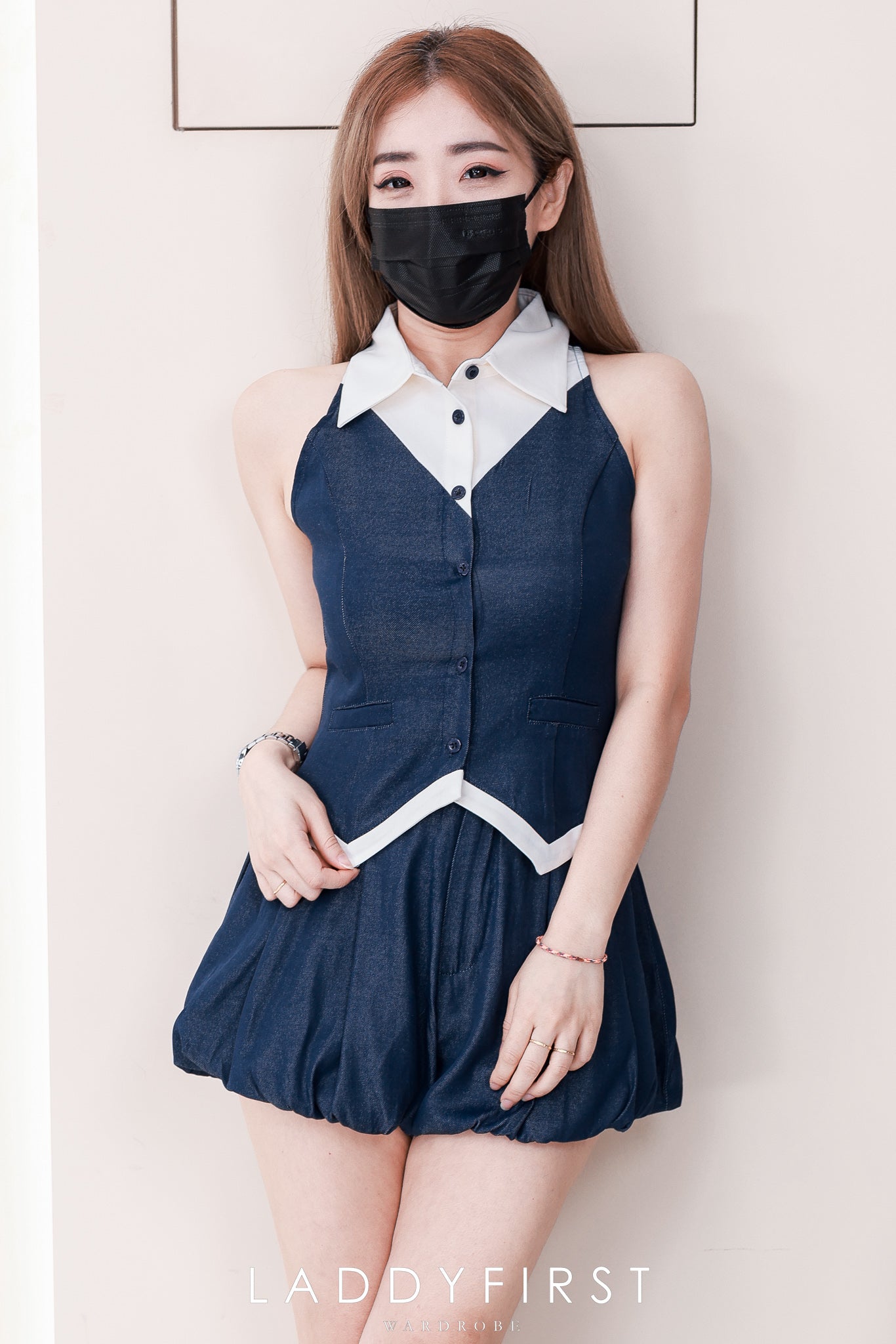 【SS21673 / 37467】【补厂家现货⚡⚡】两件式韩风马甲式时尚套装套装 翻领马甲式上衣➕花苞高腰百搭短裤，有口袋 ❤️❤️