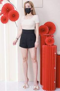 【S68210】LFW独家爆款【万能姐姐】高品质万能系列休闲简约日常百搭款西装高腰短裤，有口袋 #人人必入手 #必备百搭款 #高腰显瘦 ❤️❤️ 【C-R2-C6】