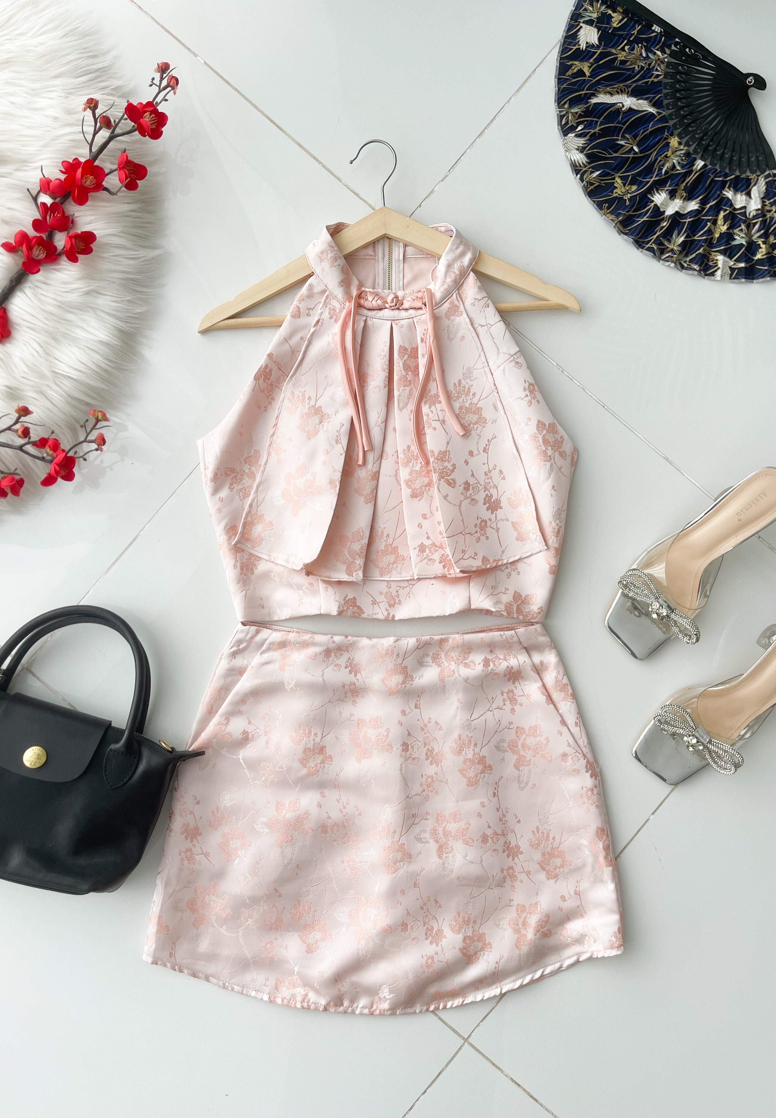 【SS21777 / 91326】高品质两件式优雅气质新中式提花旗袍套装 提花旗袍上衣➕提花高腰裙子裙子，内层有里布短裤，有口袋 ❤️❤️