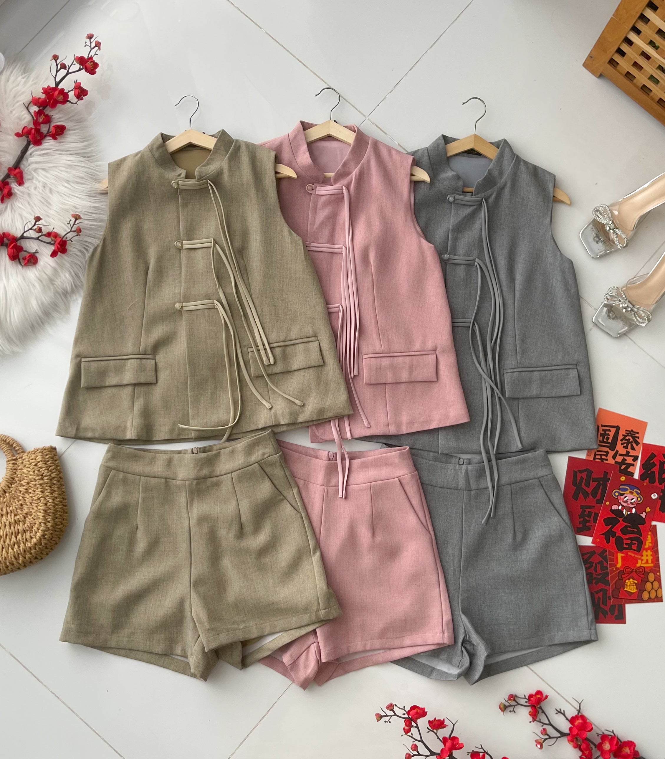 【SS23530】高品质两件式新中式国风马甲式旗袍套装 马甲式宽松版旗袍上衣➕西装高腰百搭短裤，有口袋 ❤️❤️