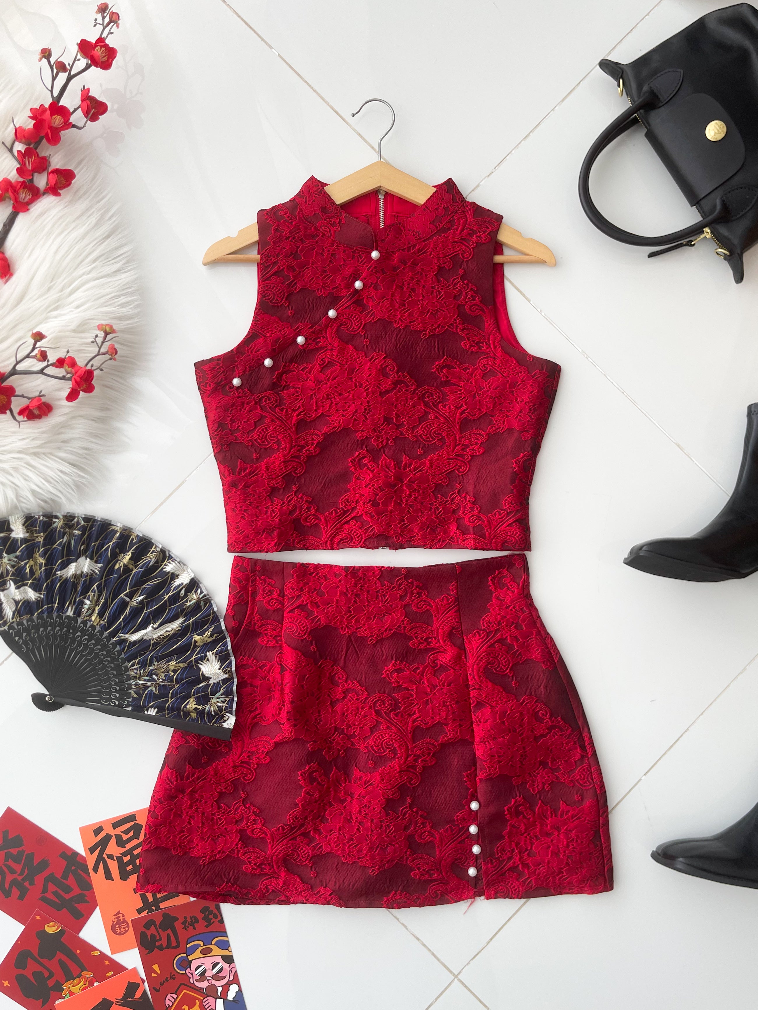 【SS2825】高品质两件式高级感提花旗袍套装 提花拼接珍珠设计旗袍上衣➕提花高腰裙子，内层有里布短裤，有口袋 ❤️❤️