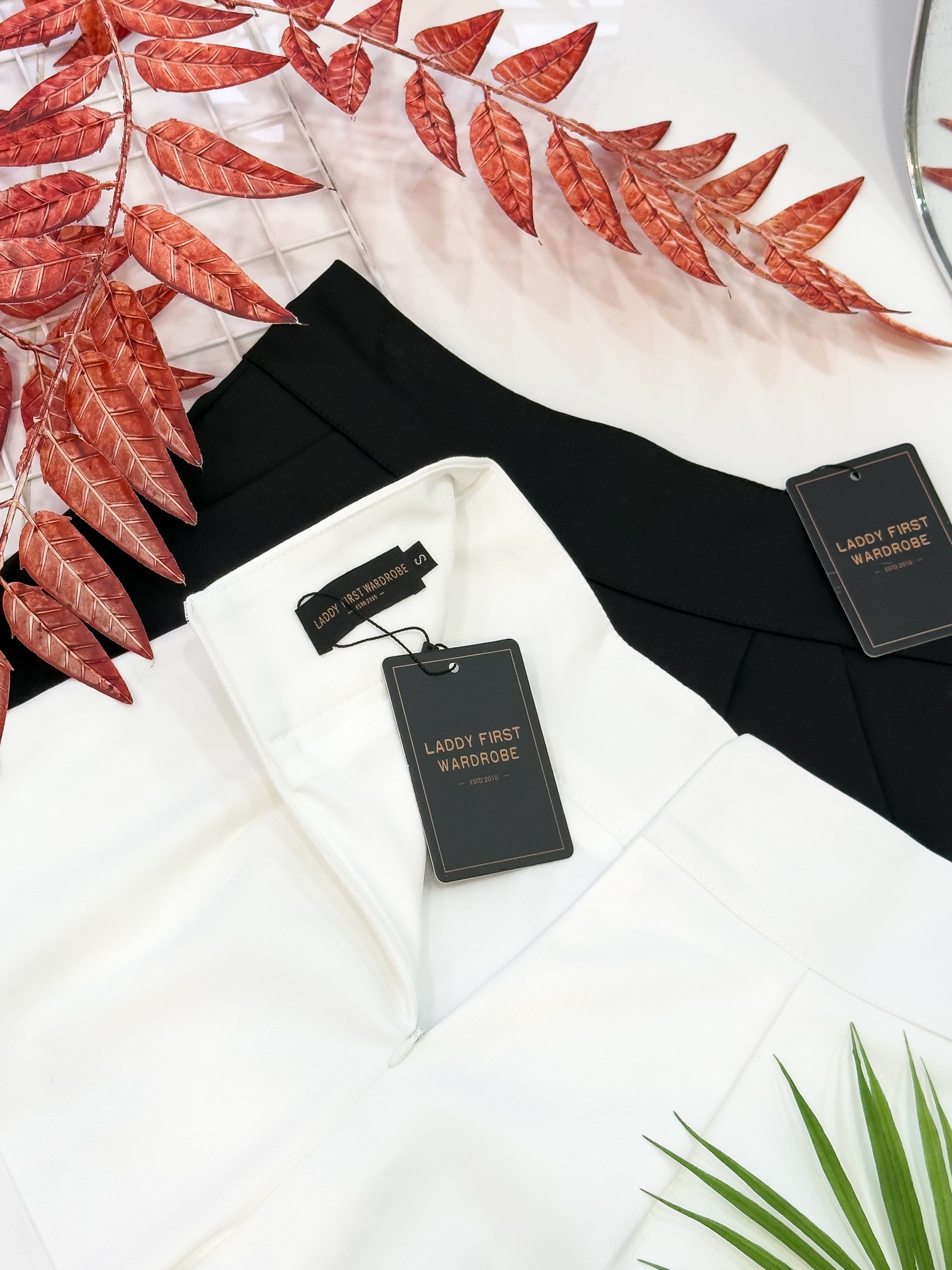 【S6422】✨独家爆单王✨ 独家定制款高品质简约日常西装万能高腰阔腿百搭短裤，有口袋 后中拉链 ❤️❤️