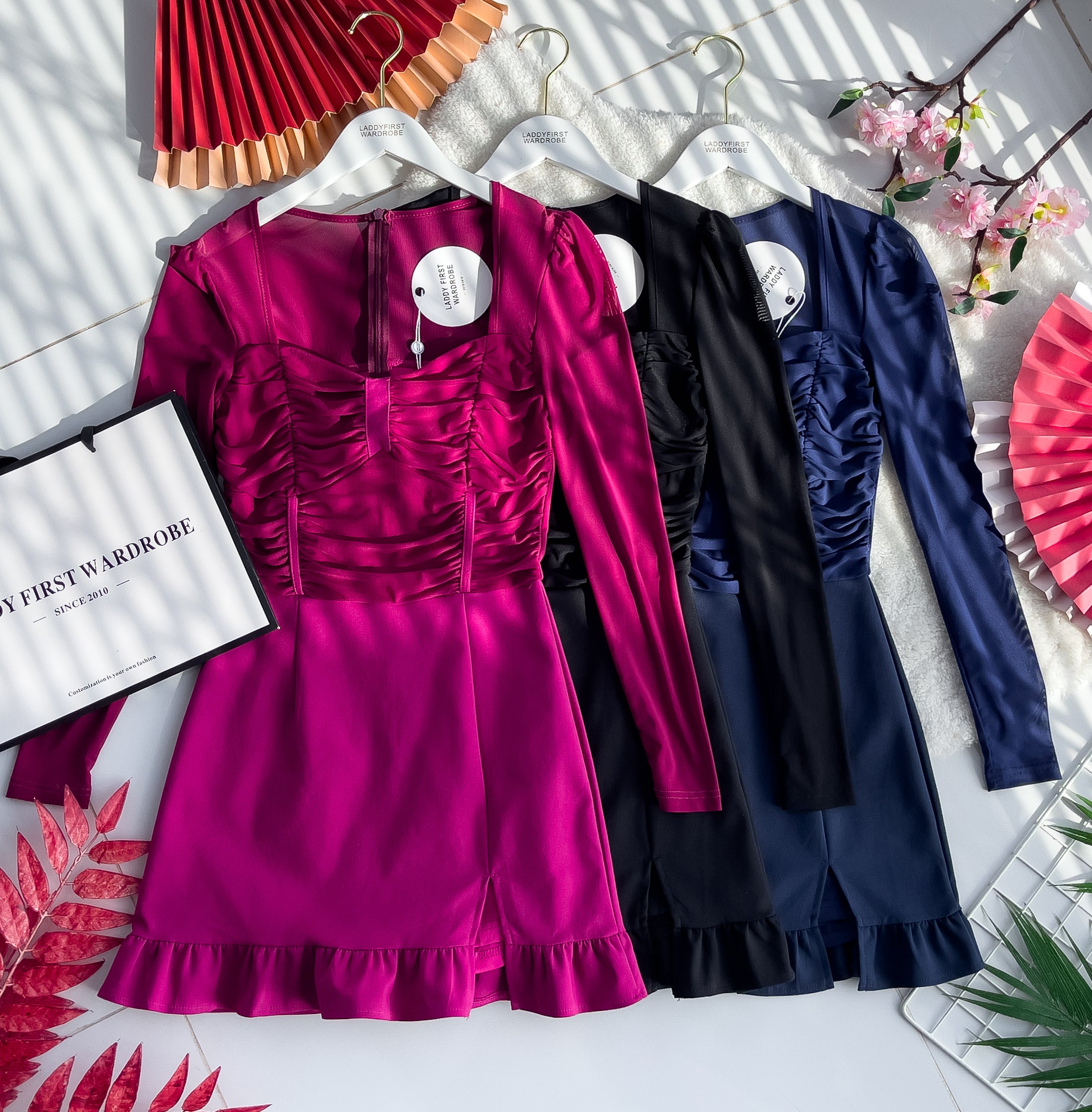 【D8228421】【LFW独家小圆饼】高品质透视网纱皱褶长袖上衣拼接荷叶摆西装连身裙子，内层里布短裤 ❤️❤️