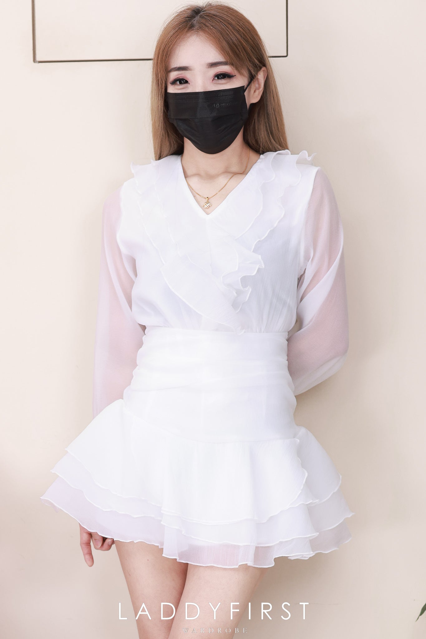 【SS6510】高品质两件式名媛仙气风雪纺套装 花瓣点缀雪纺长袖上衣➕层次感荷叶边雪纺高腰裙子，内层有里布短裤 ❤️❤️