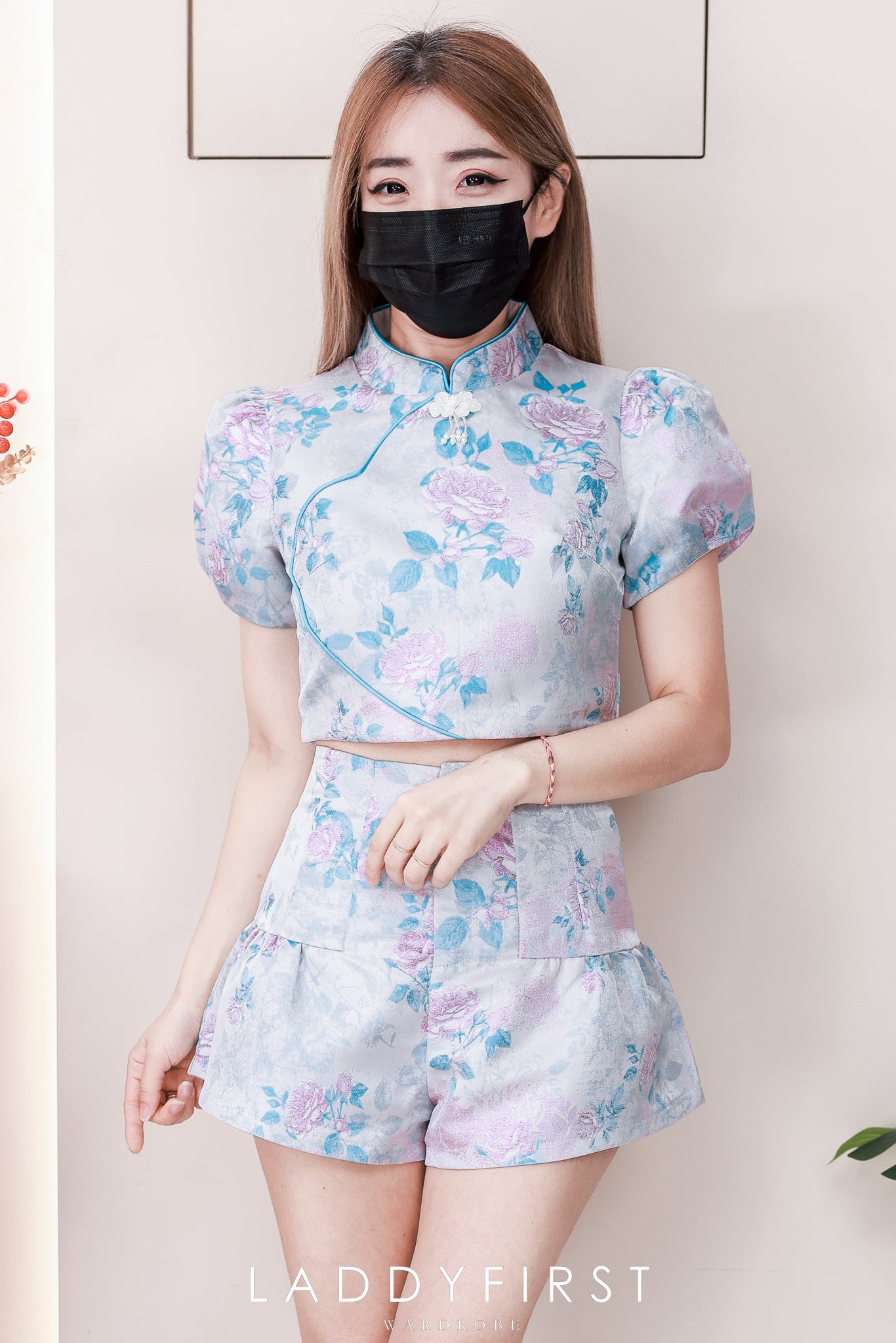 【SS98897】高品质两件式新中式提花旗袍套装 泡泡袖旗袍上衣➕提花高腰短裤 ❤️❤️