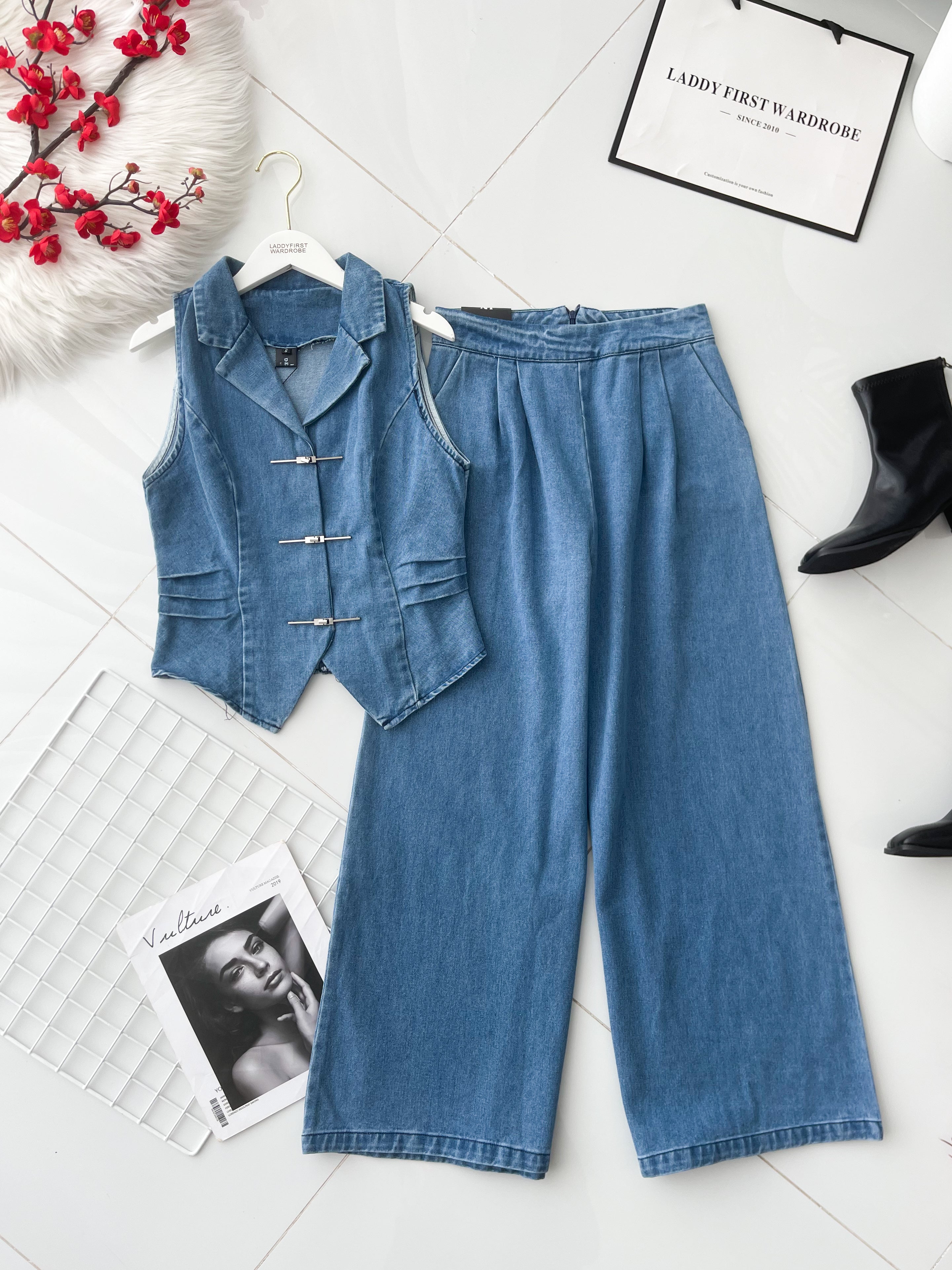 【SS6867】高品质两件式气质感马甲式牛仔套装 马甲式牛仔上衣➕阔脚直筒高腰牛仔长裤 ❤️❤️