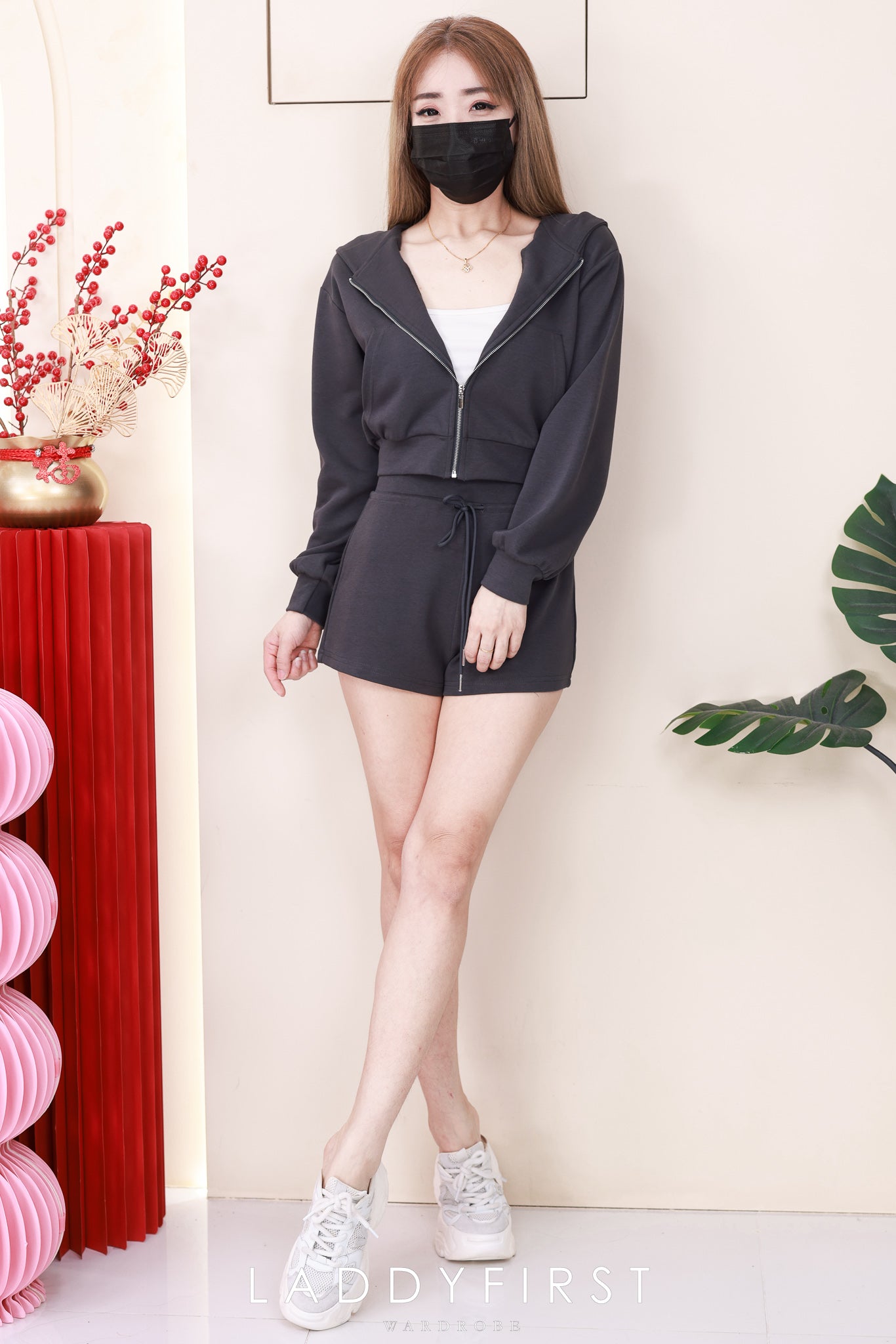 【SS3530】独家爆款高品质纯棉连帽简约休闲运动装百搭套装 连帽长袖上衣➕松紧腰弹力百搭短裤 ❤️❤️