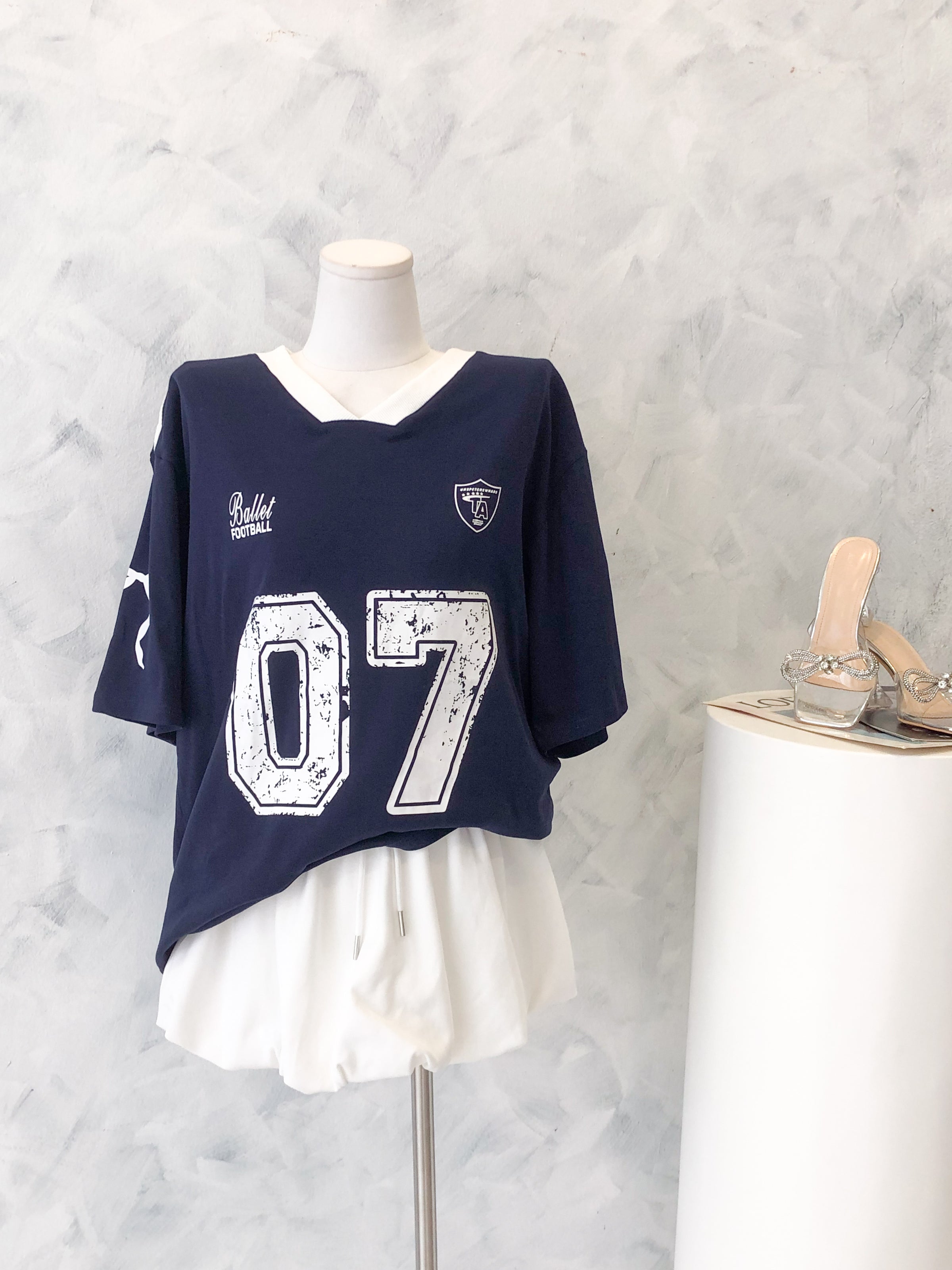 【T110906】高品质V领拼色07运动风纯棉弹力Oversized 日常休闲上衣 ❤❤ 【A-R3-C1】