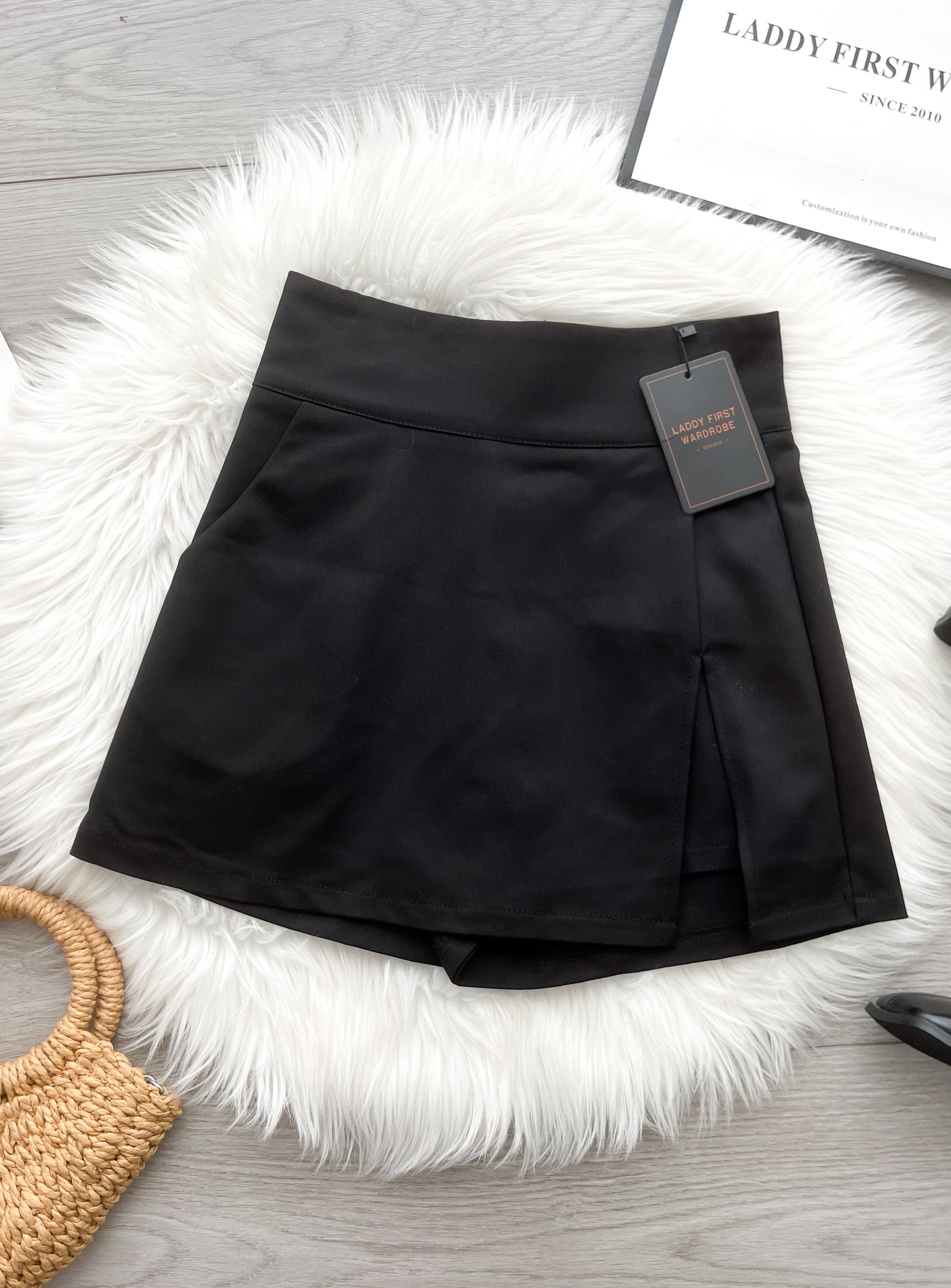 【S7991】高品质收腰显瘦A字西装开叉边高腰百搭裤裙，前裙后裤有口袋 ❤️❤️