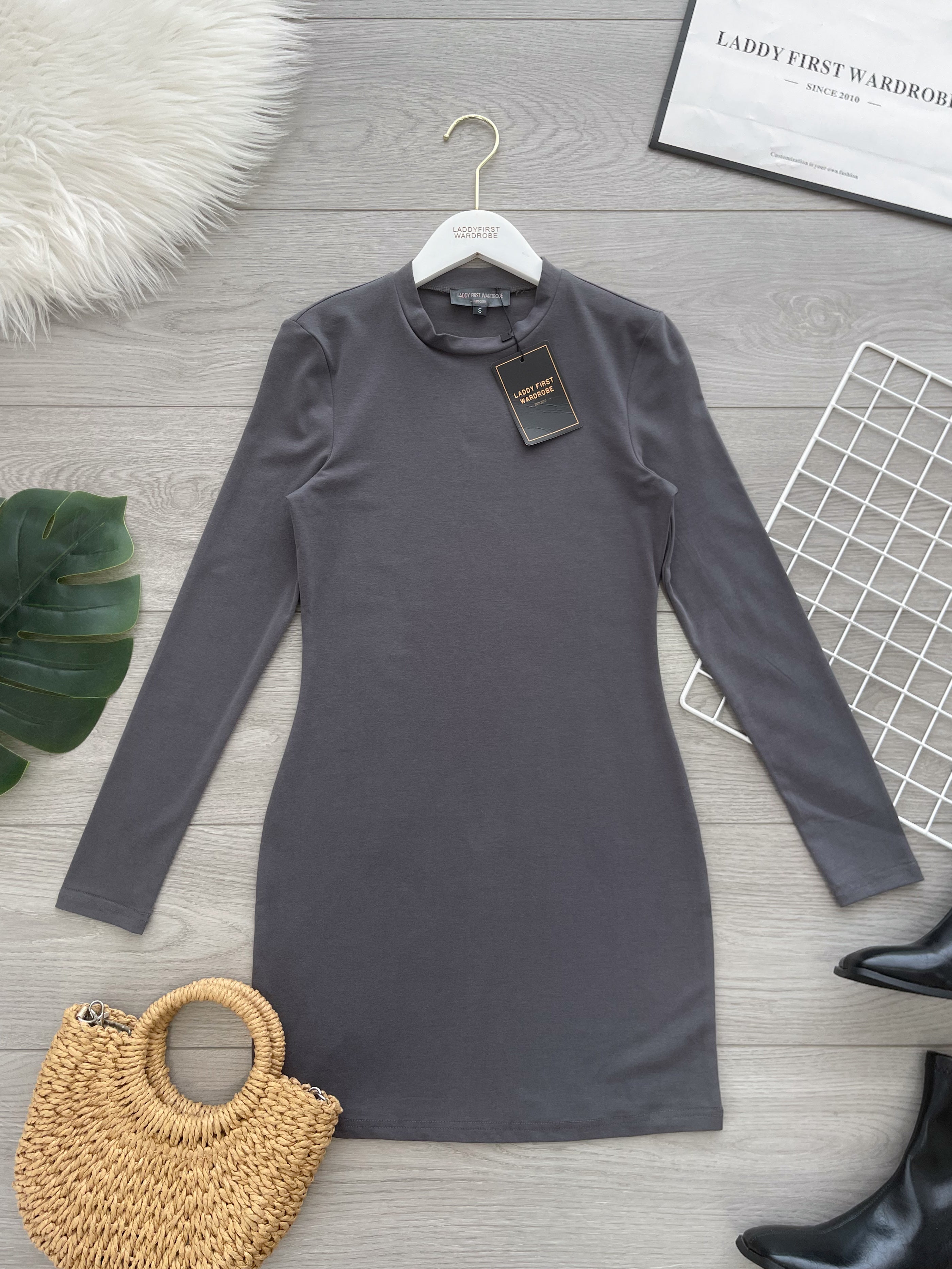 【D3541】独家爆款高品质强推修腰显瘦纯棉弹力慵懒时尚百搭长袖连身裙子 ❤️❤️