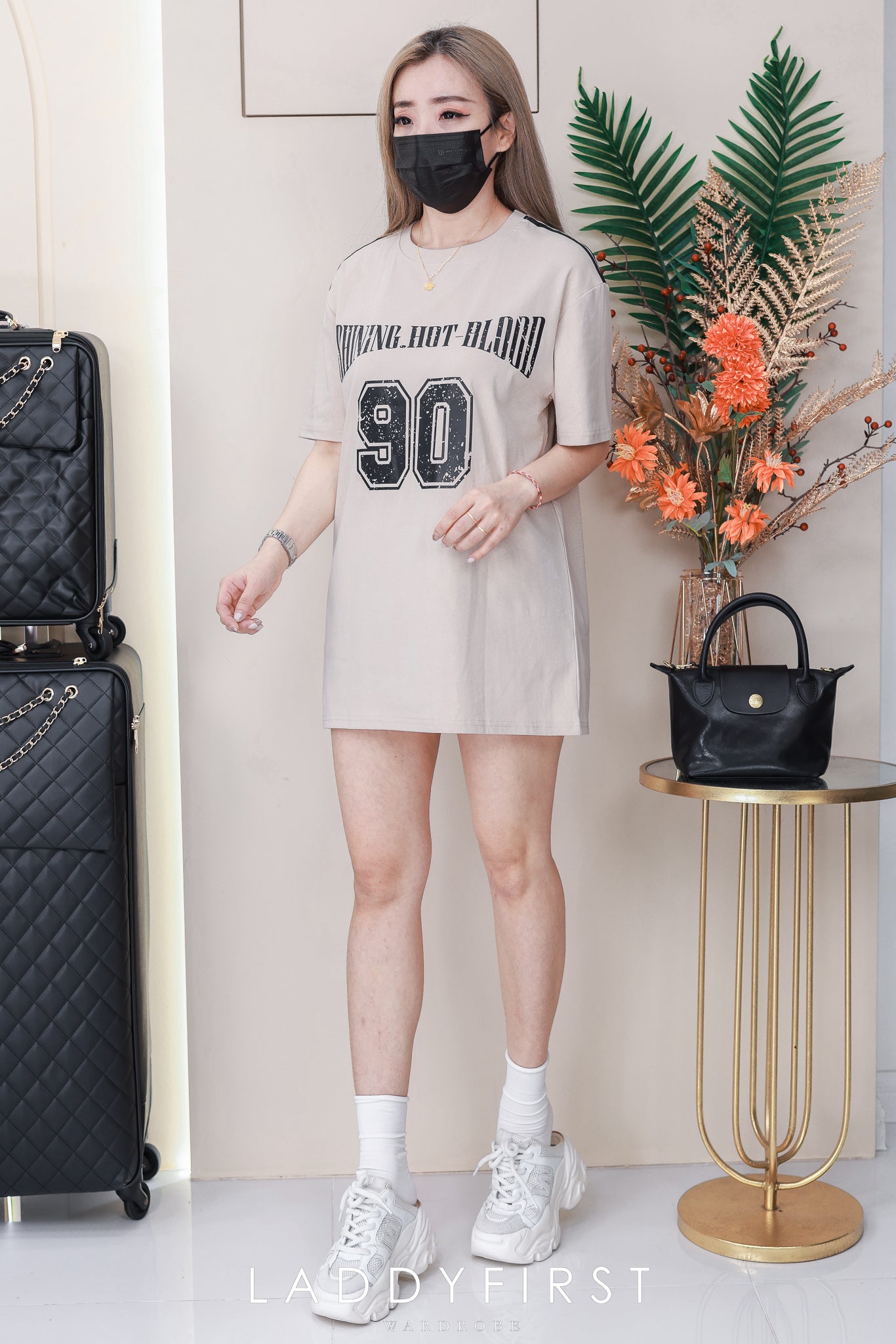 【T14262 / 9063 】高品质圆领90字母拉线设计OVERSIZED 上衣 ❤❤