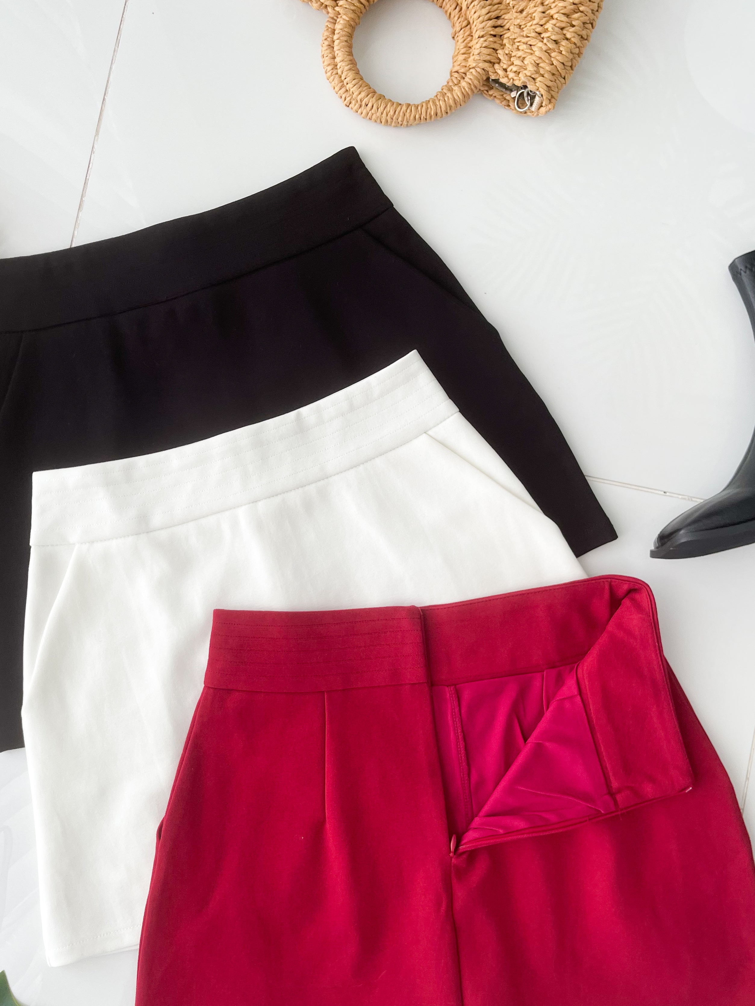 【S50007 / 37611】高品质显腰显瘦简约A字罗马高腰百搭裙子，内层有里布短裤，有口袋 ❤️❤️