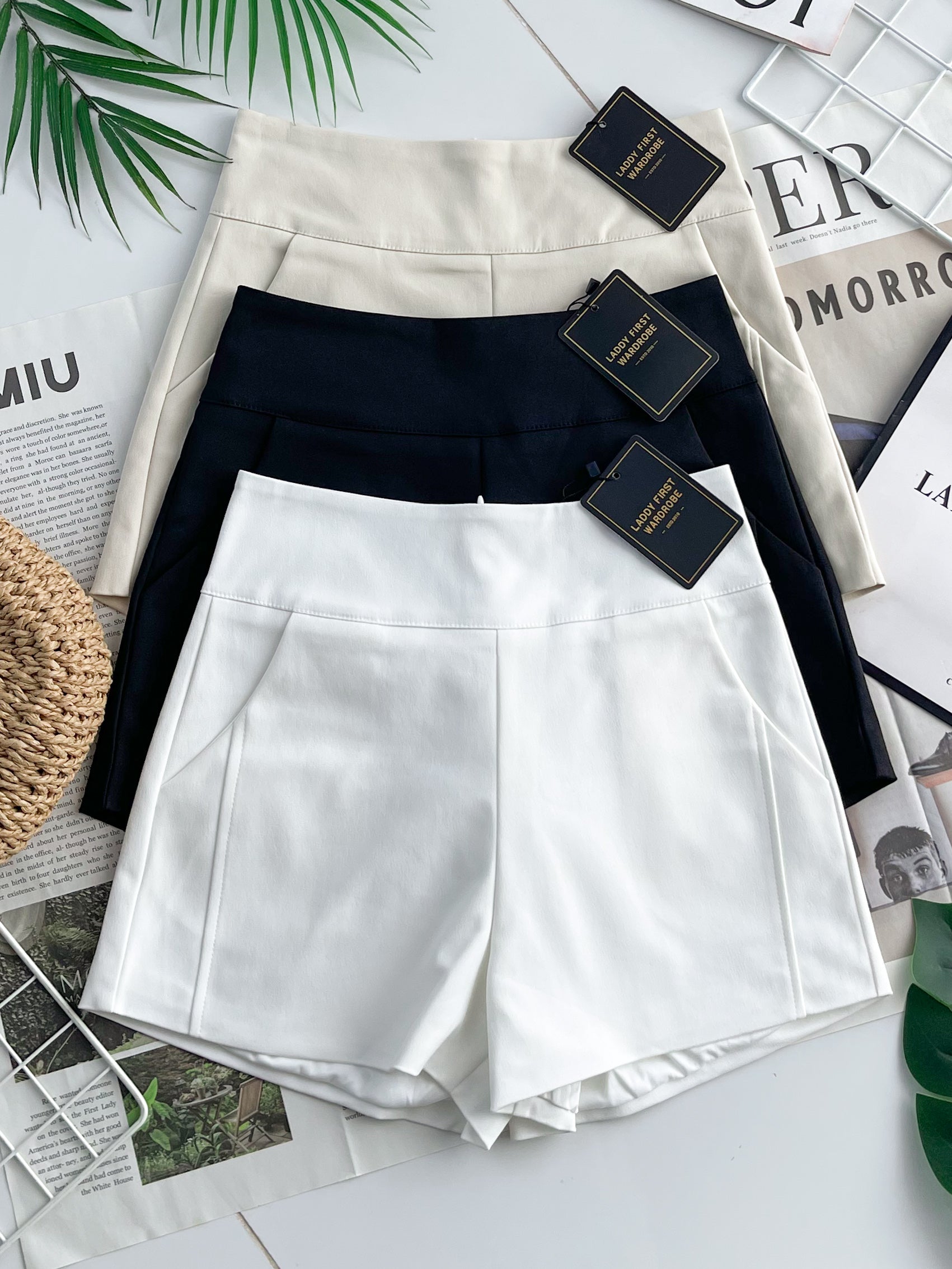 【S80194】🧧 宠粉福利回馈 🧧 【LFW独家爆款】万能西装高腰休闲百搭短裤，有口袋 后中拉链，内层加里布【B-R2-C2】