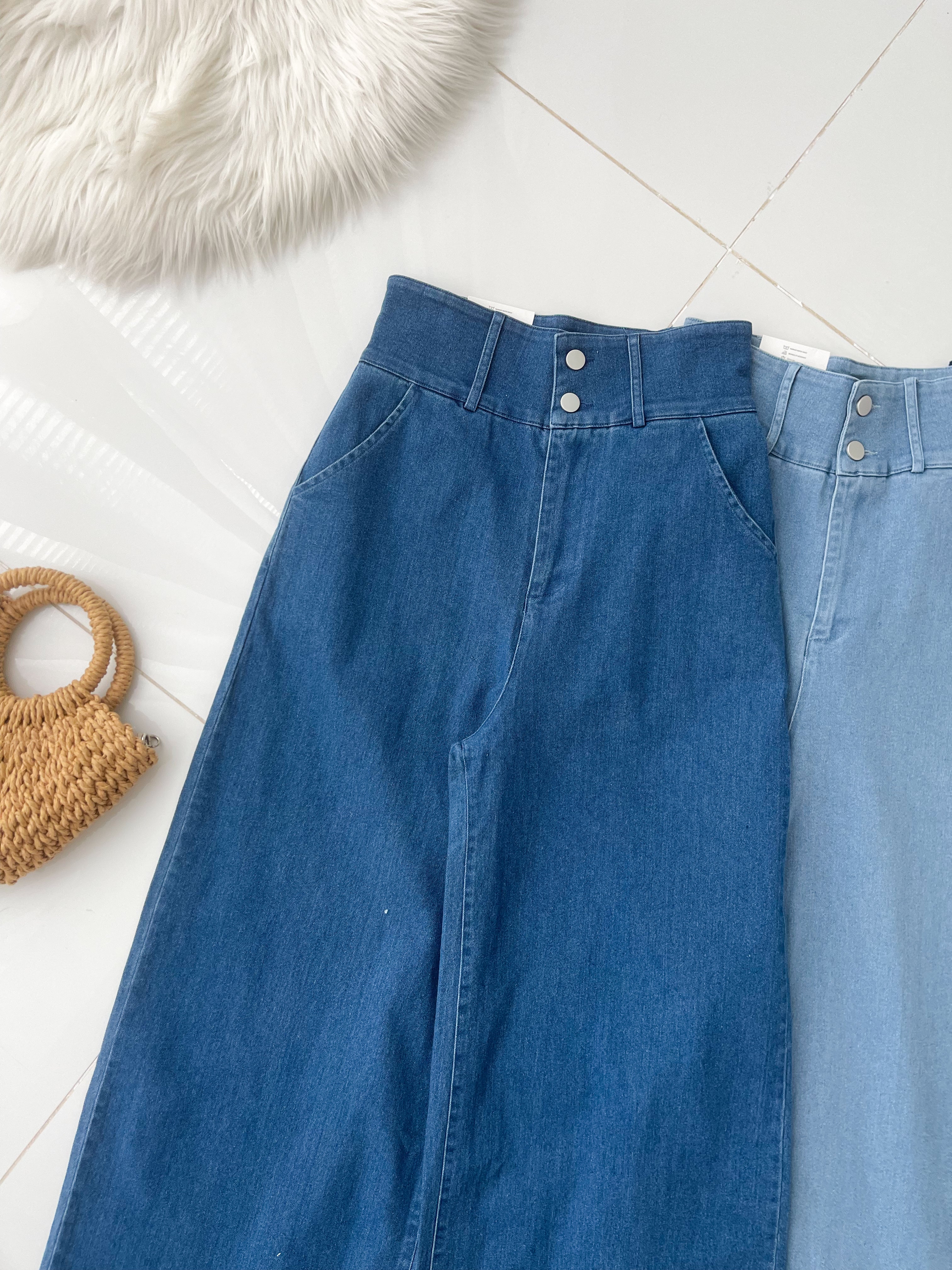 【L5822】高品质COTTON JEANS气质直筒阔脚牛仔百搭长裤，有口袋 ❤️❤️