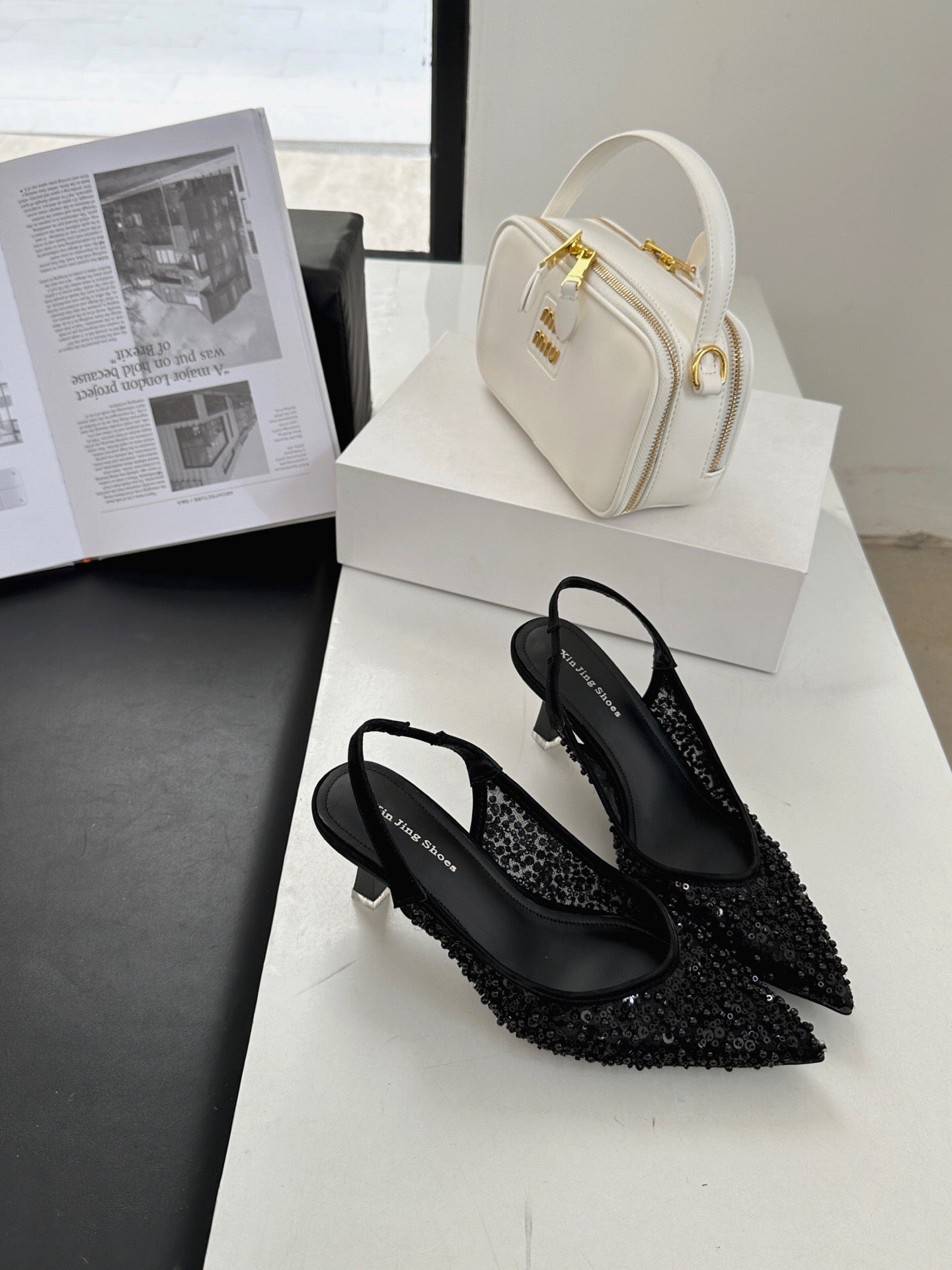 【R699-206】✨现货✨高品质气质水钻尖头高跟鞋 👠