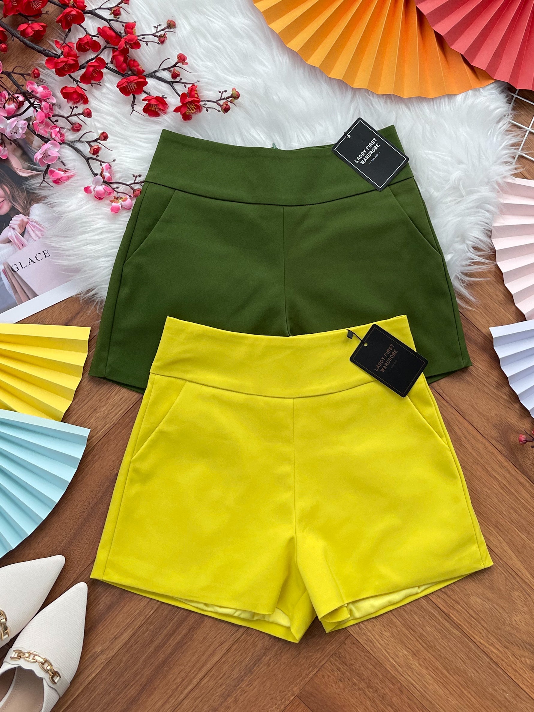 【S1445-1】⚡️补货预定款⚡️ 【万能妈妈】【内加里布✔️】独家爆款西装中高腰休闲百搭万能短裤，有口袋 ❤️❤️