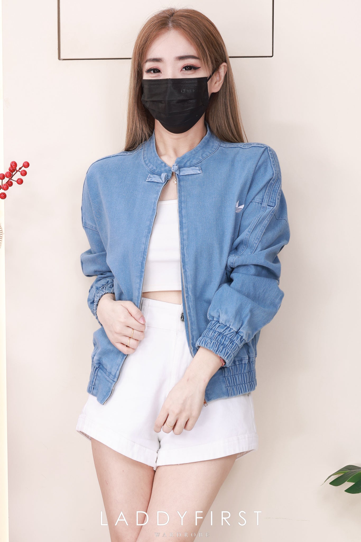 【T14402 / 37639】高品质刺绣三叶草运动风新中式牛仔长袖外套，有口袋 ❤❤