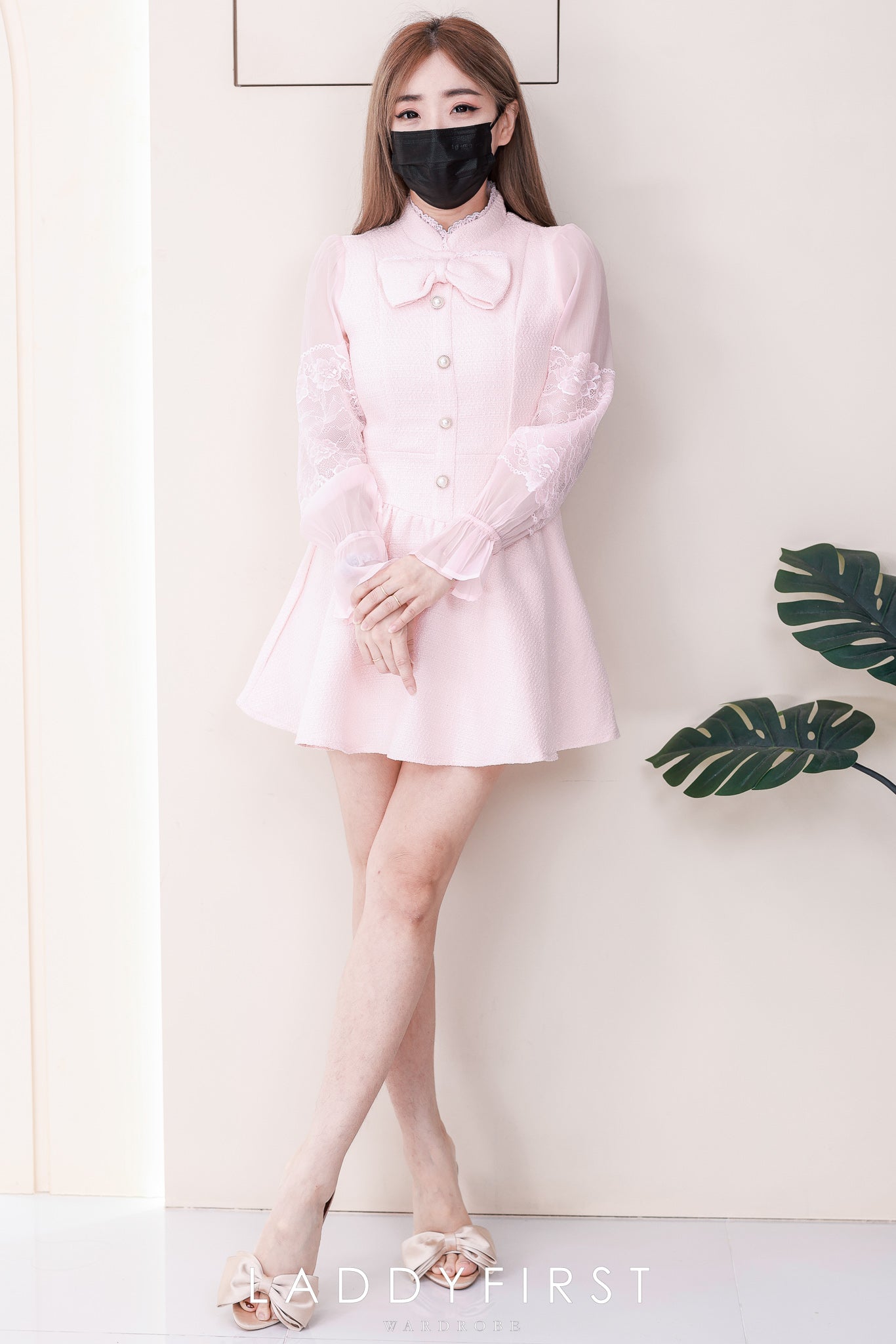 【D81620 / 37392】高品质高端洋气甜美蝴蝶结设计小香风连身裙子，内层有里布短裤❤️❤️