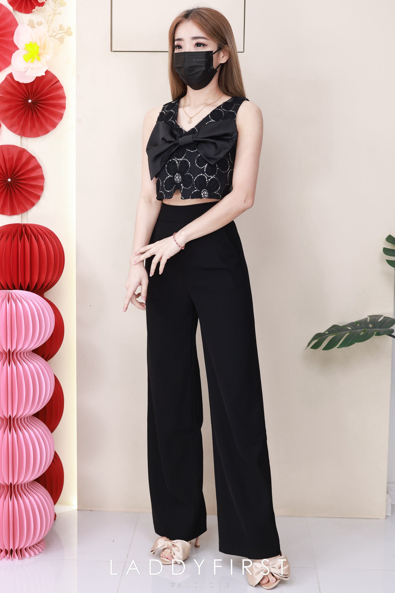 【T25258】高品质优雅甜美风亮片花朵拼接蝴蝶结设计时尚套装 ❤❤【B-R1-C6】