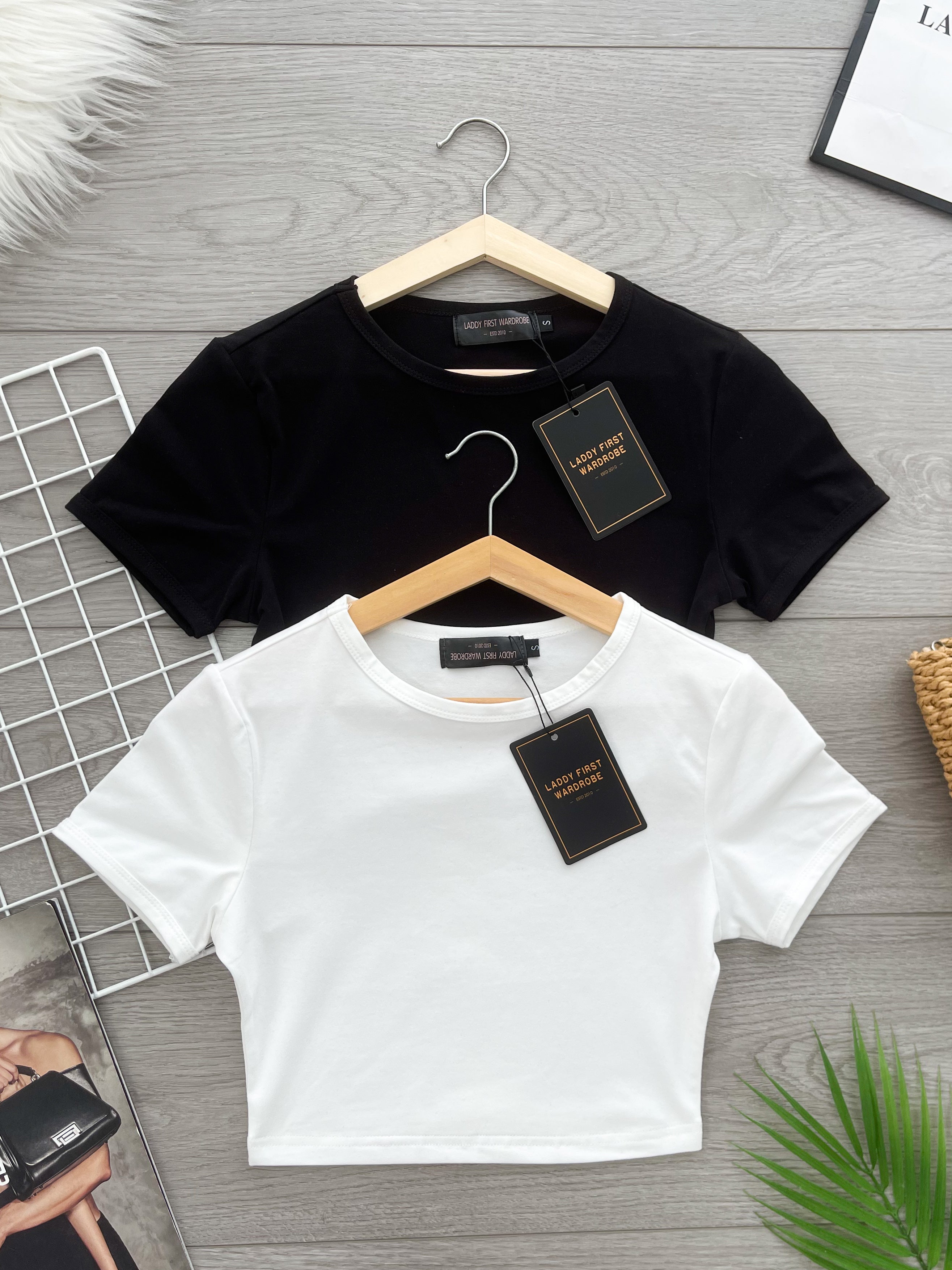 【T3543】独家爆款高品质百搭必备款纯棉弹力短版百搭短袖上衣 ❤❤