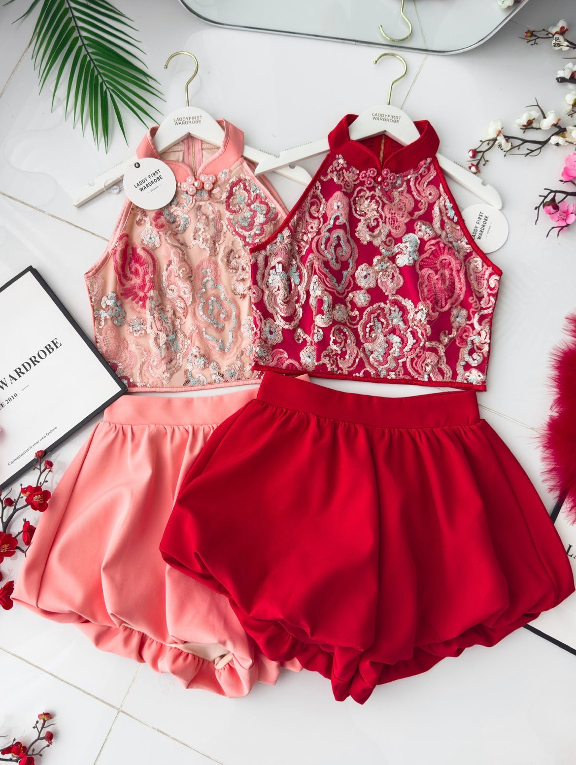 【SS8238791】【LFW独家小圆饼】高品质两件式高端大气国风新中式旗袍套装 无袖CUT IN 网纱刺绣亮片上衣➕西装花苞高腰短裤 ❤️❤️