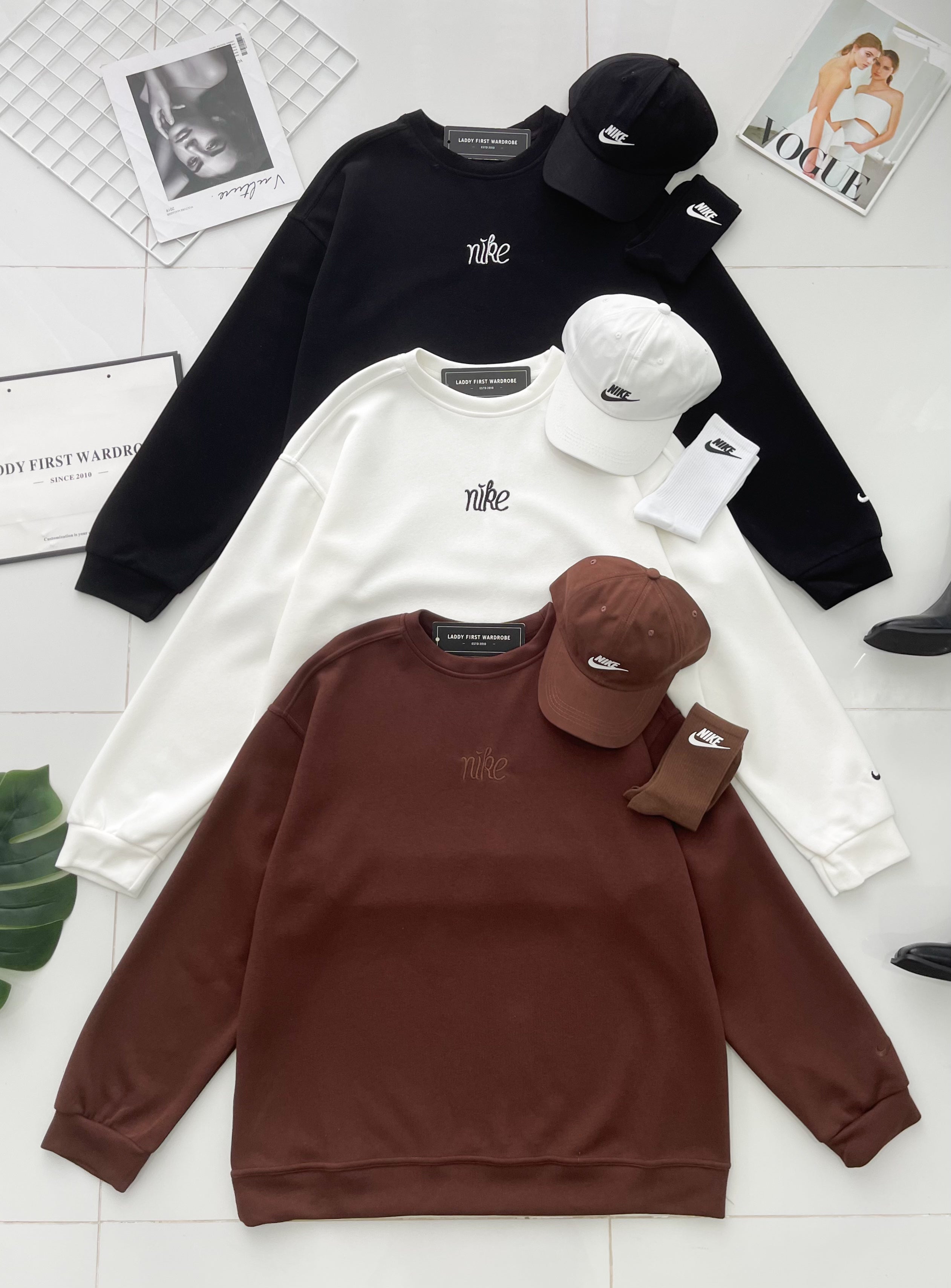 【O80220-1】⚡补货预订款⚡高品质三件套男女同款厚实卫衣棉Oversized 潮流时尚长袖上衣 ❤️❤️ 上衣👕➕帽子🧢➕袜子🧦