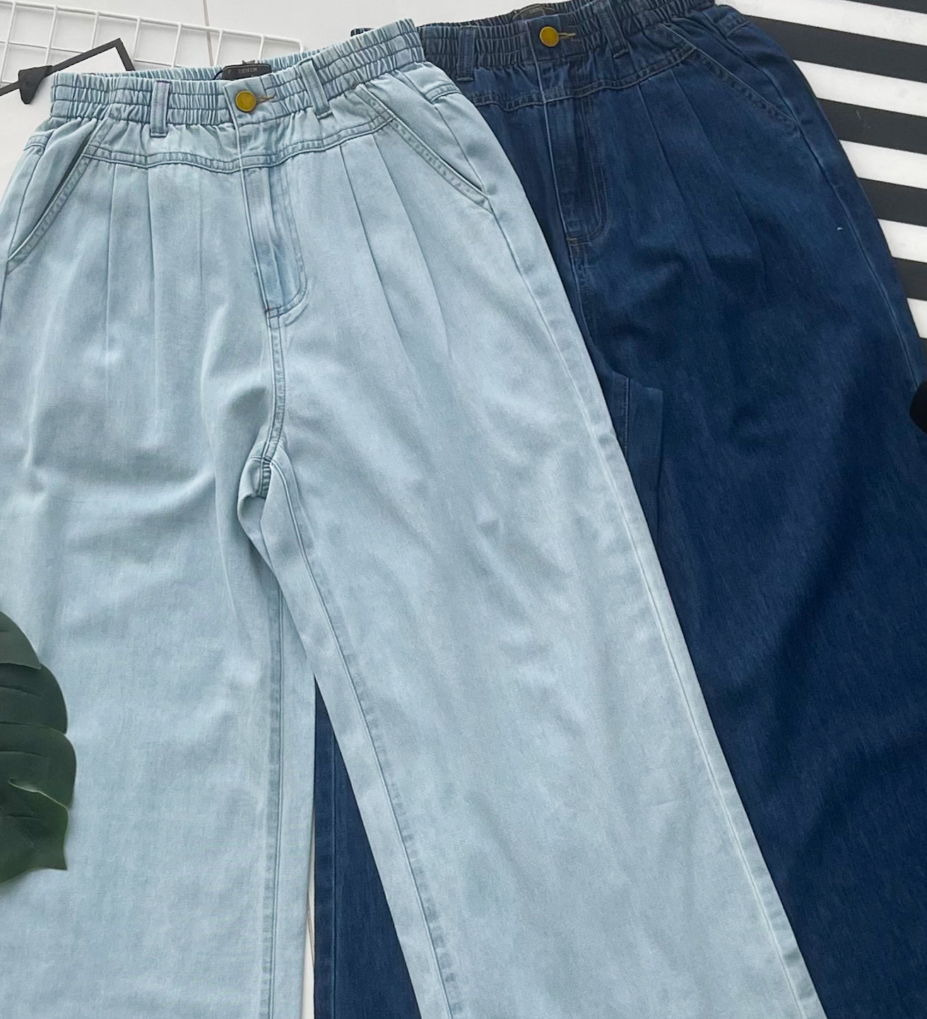 【L21215】【补厂家现货⚡⚡】高品质气质感复古风阔腿宽脚直筒牛仔长裤，有口袋 ❤️❤️