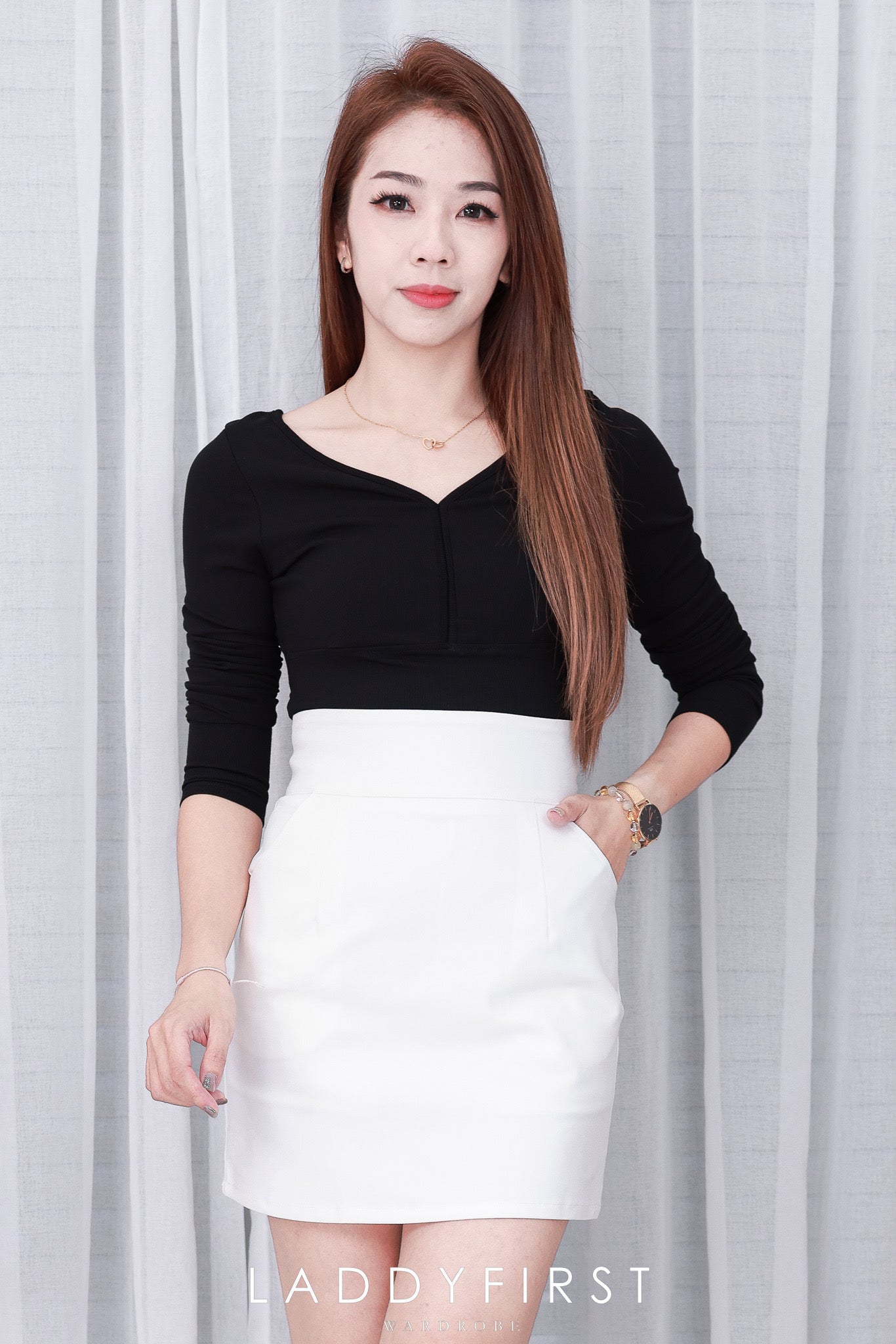 【S2129】【网站福利款✨】独家爆款高品质简约百搭款A字西装高腰裙子，内层有里布短裤，有口袋 ❤️❤️ 【C-R3-C4】