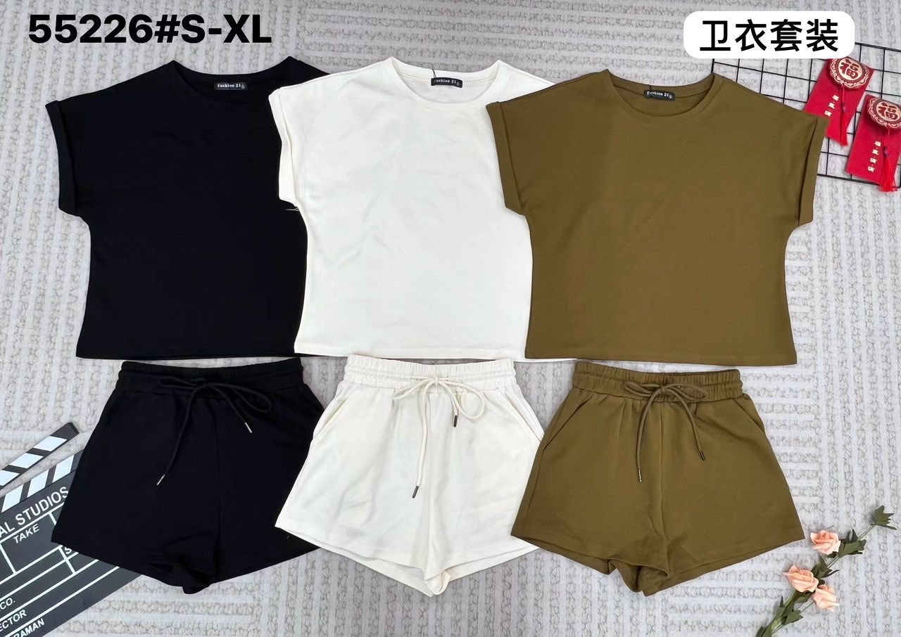 【SS55226】两件式时尚休闲套装 宽松短袖上衣➕松紧腰休闲短裤，有口袋 ❤️❤️
