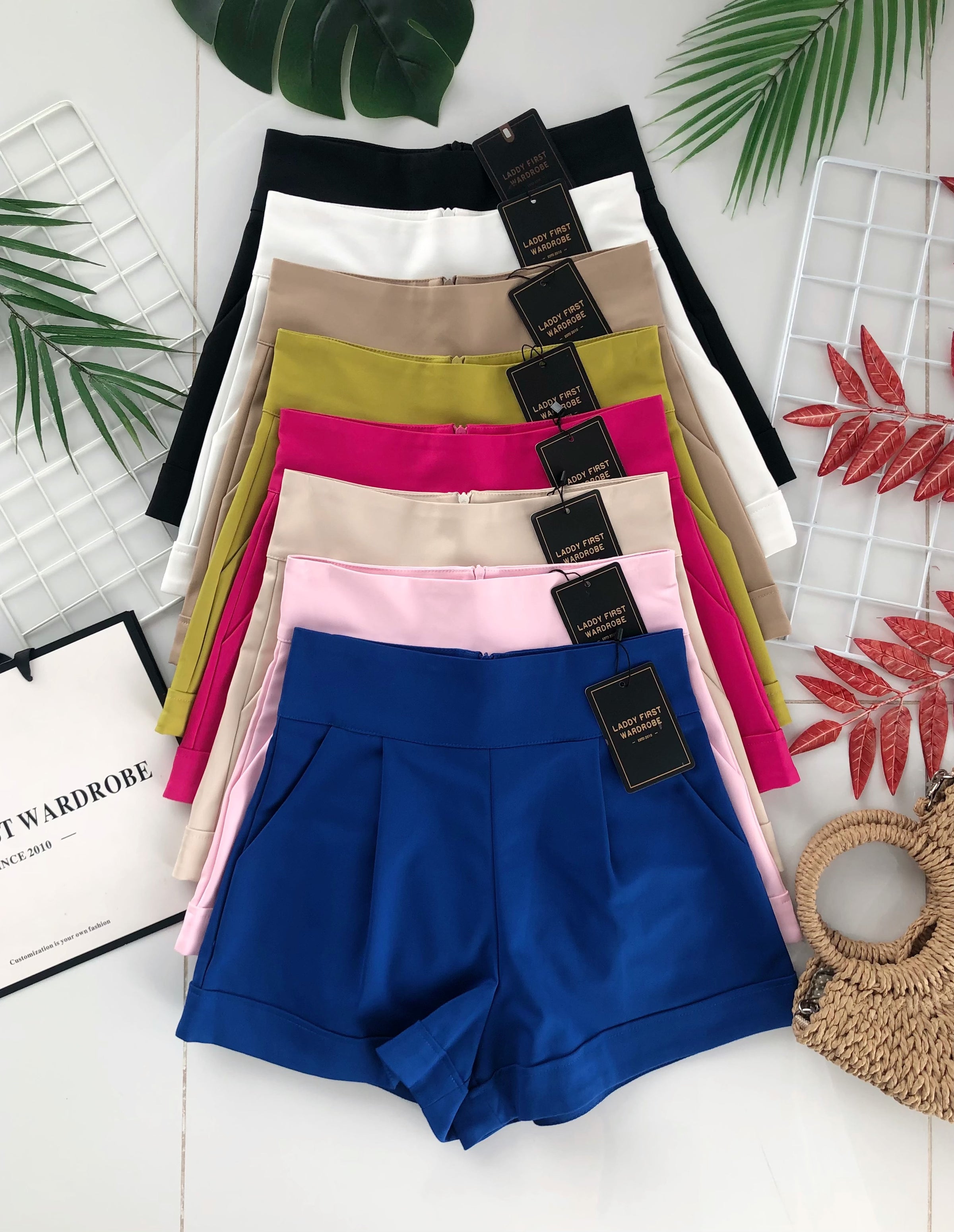 【S6422】✨独家爆单王✨ 独家定制款高品质简约日常西装万能高腰阔腿百搭短裤，有口袋 后中拉链 ❤️❤️ 【D-R1-C4】