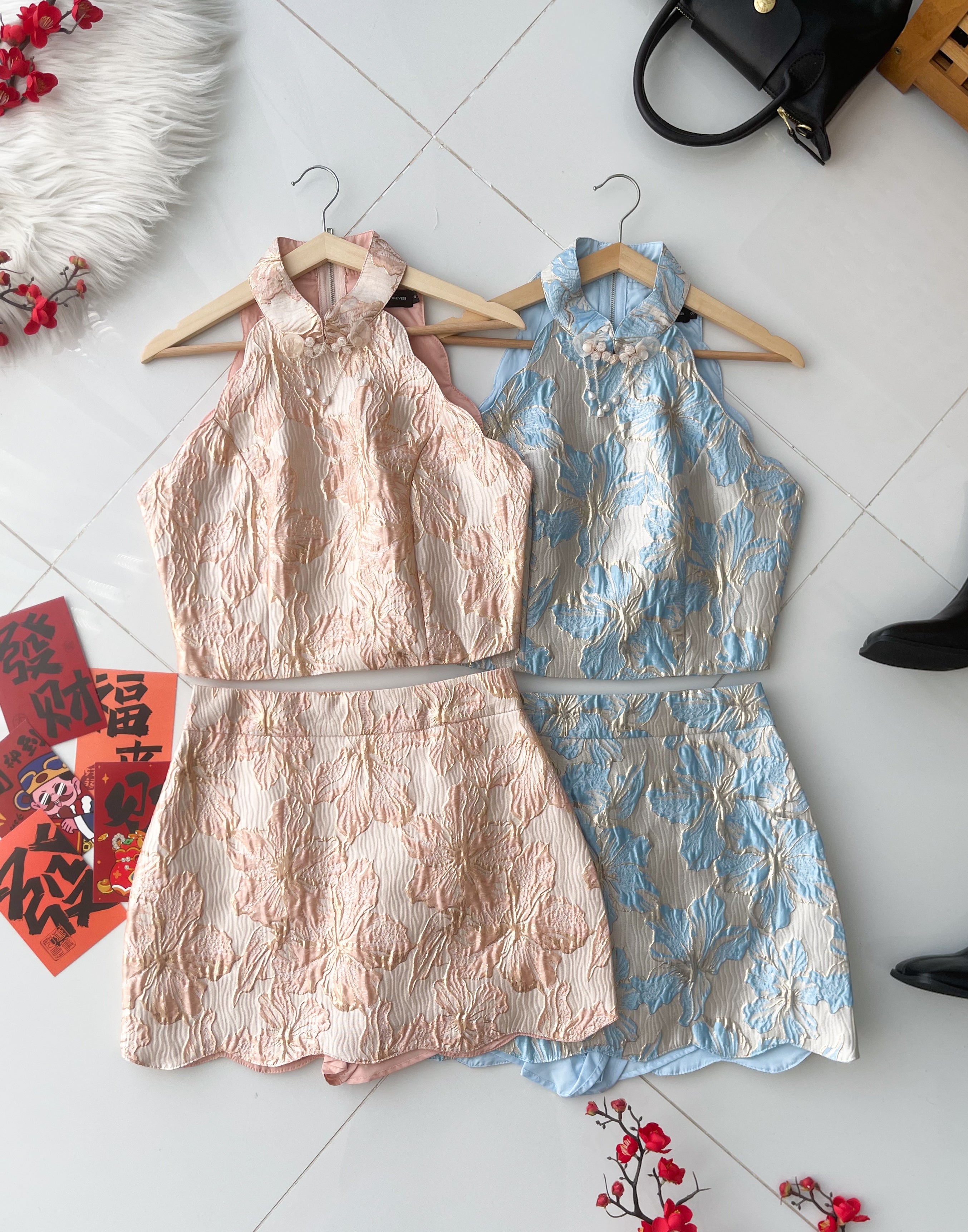 【SS528042】高品质两件式浮雕提花旗袍套装 CUT IN无袖提花旗袍上衣➕提花高腰裙子，内层有里布短裤 ❤️❤️