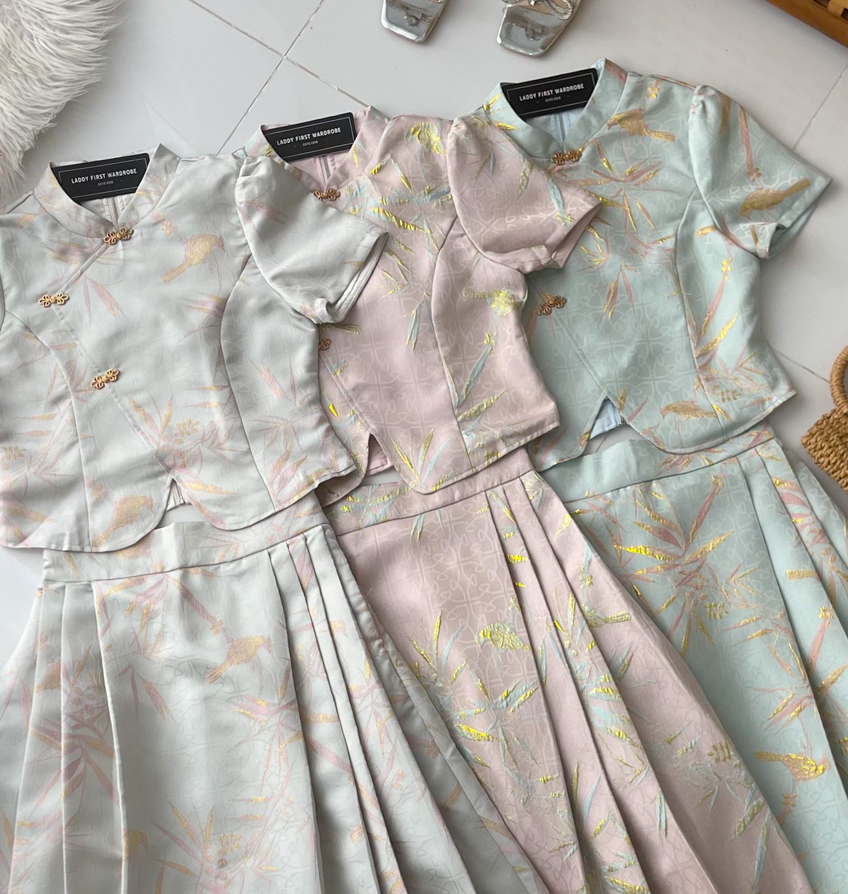 【SS614】【补厂家现货⚡⚡】高品质两件式高级感国风新中式马面裙提花旗袍套装 旗袍上衣➕马面长裙，有口袋 ❤️❤️