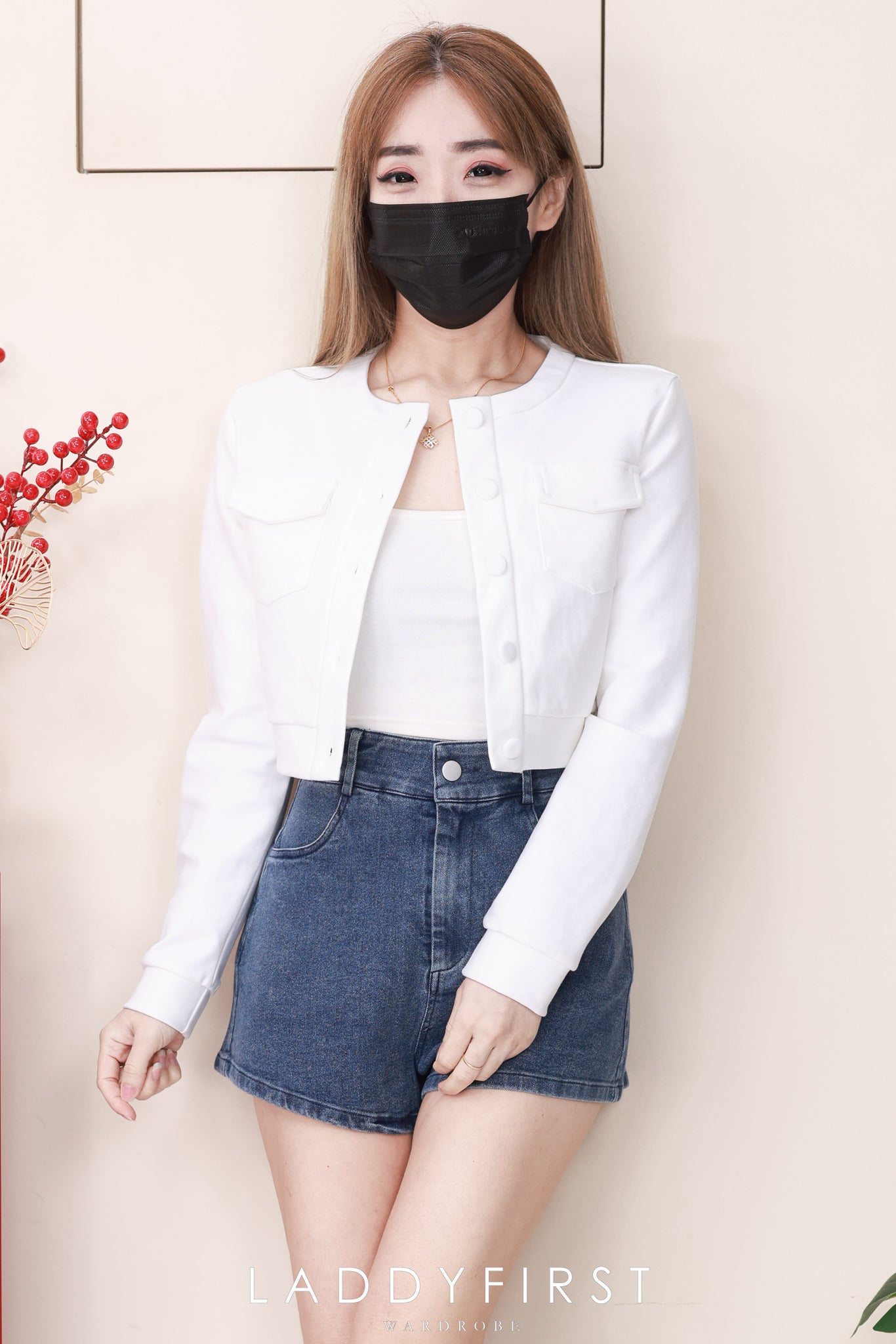 【S5776】高品质COTTON JEANS日常简约款牛仔高腰百搭短裤，有口袋 ❤️❤️