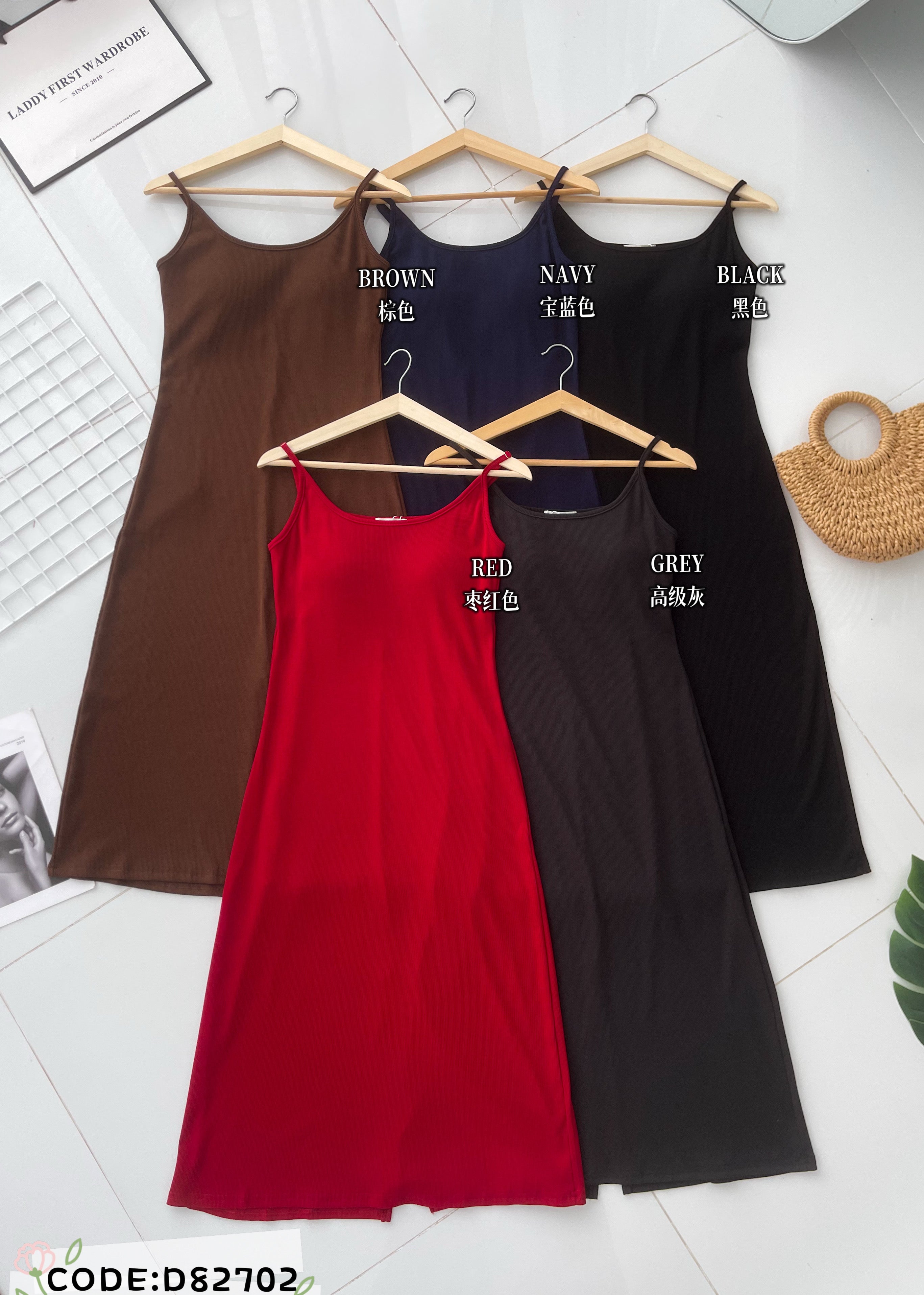 【D82702】高品质带胸垫自调无袖肩带螺纹弹力慵懒休闲风百搭连身裙子 ❤❤