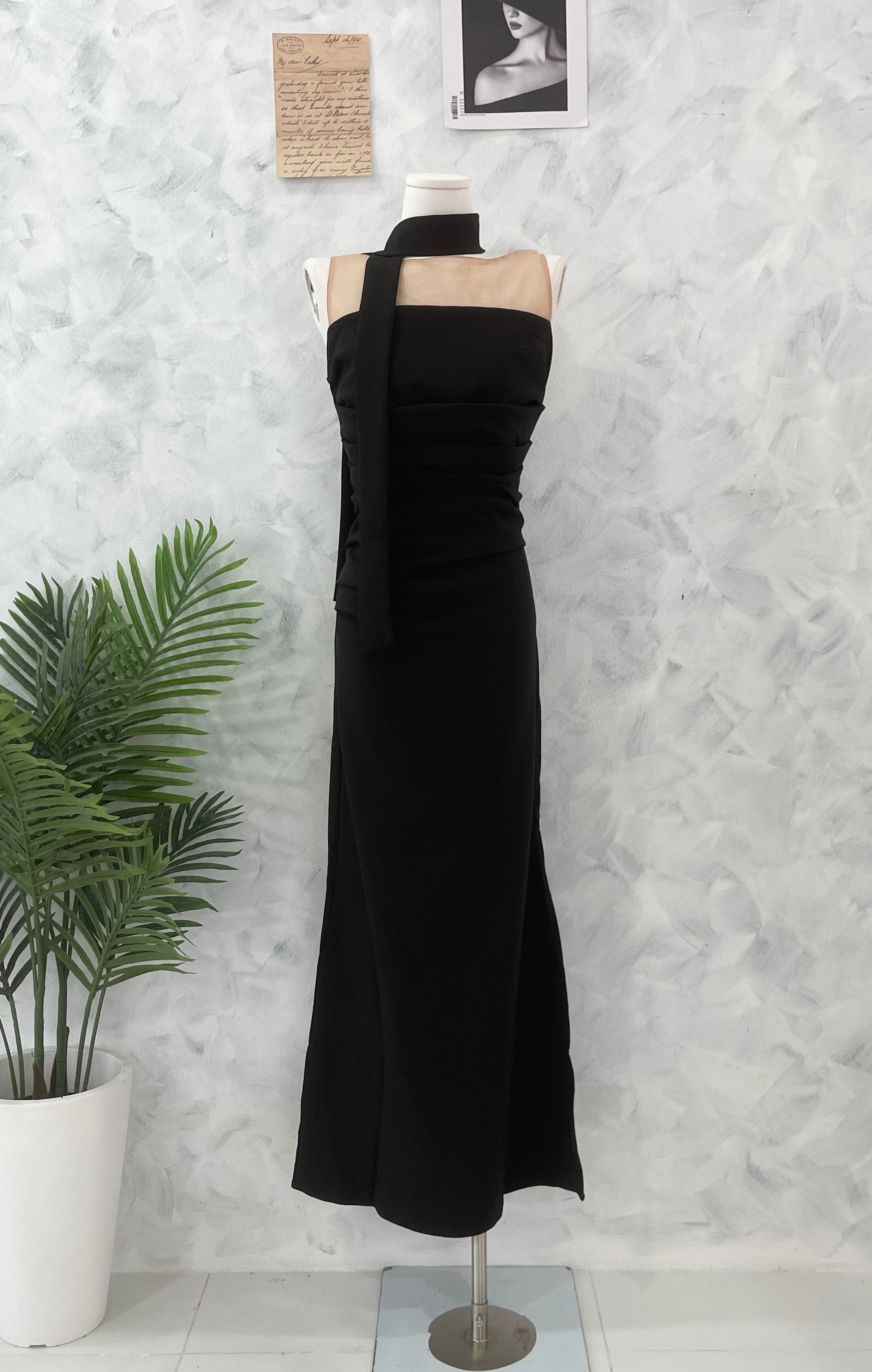 【D23235】高品质高端气质收腰设计晚宴连身长裙，侧边开叉设计 ❤️❤️【A-R1-C5】