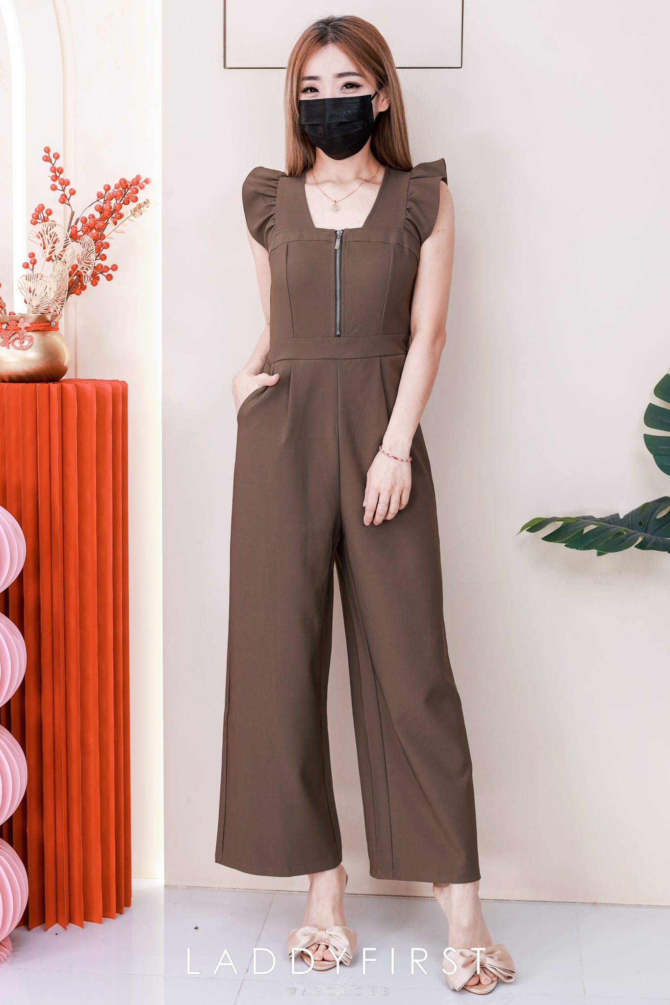 【D22580】高品质无袖荷叶边简约款西装连身长裤，有口袋 ❤❤【B-RU】