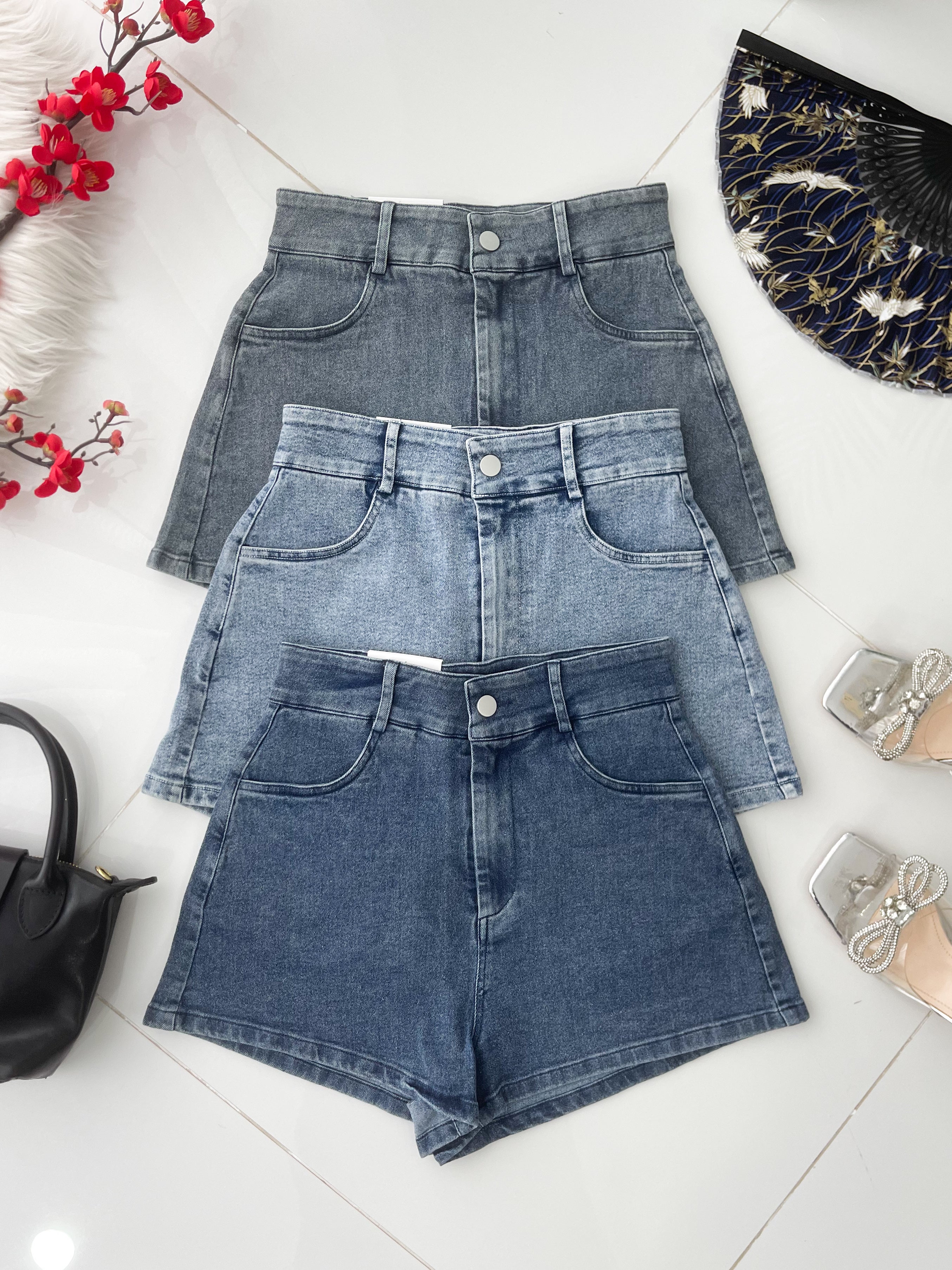 【S5776】高品质COTTON JEANS日常简约款牛仔高腰百搭短裤，有口袋 ❤️❤️