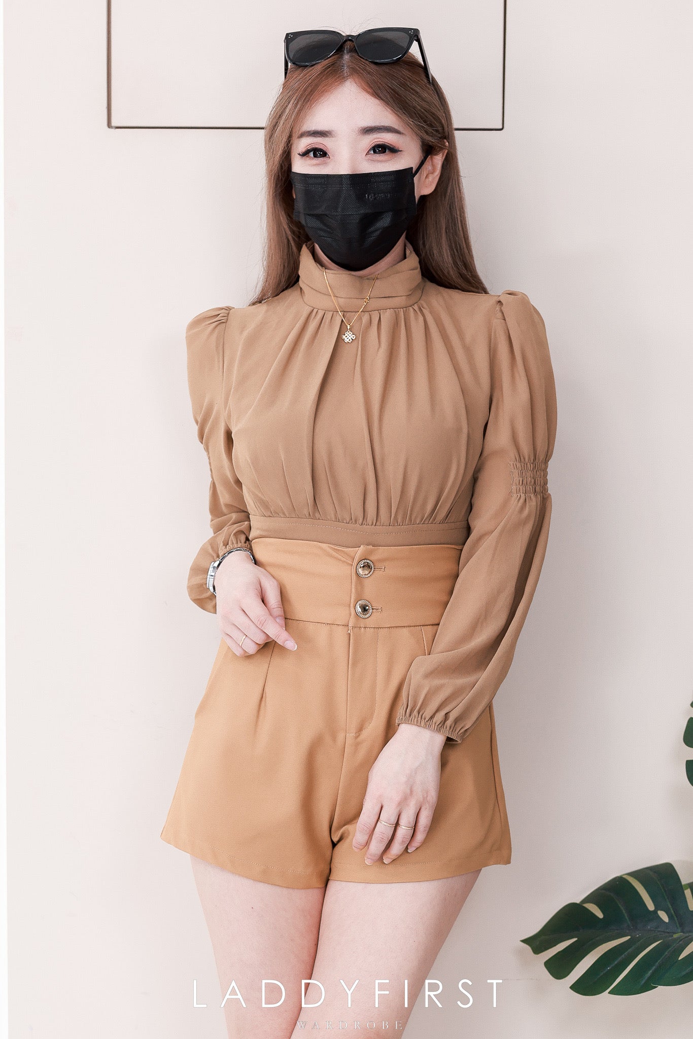 【SS3451】【LFW独家小圆饼】高品质两件式简约时尚套装 透视雪纺长袖上衣➕西装高腰显瘦百搭短裤，有口袋 ❤️❤️【C-R3-C4】