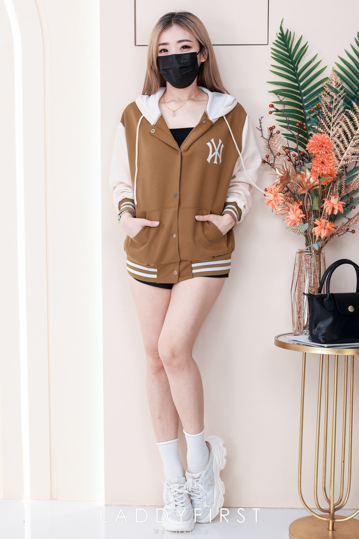 【JK805】高品质气质感撞色系NY连帽长袖卫衣，按扭设计有口袋 ❤❤