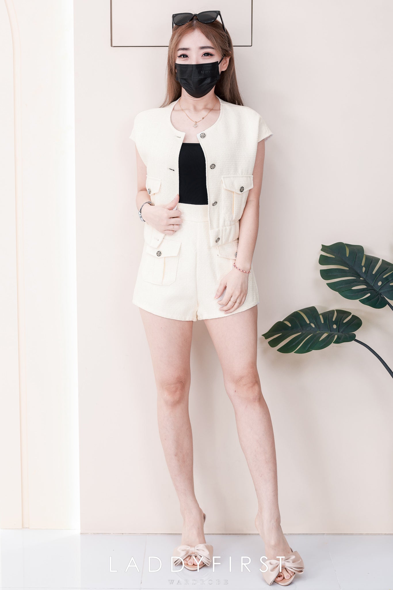 【SS3509】🧧 宠粉福利回馈 🧧 【LFW独家小圆饼】高品质两件式简约时尚小香风套装 小香风出袖上衣➕小香风高腰百搭短裤，有口袋 ❤️❤️