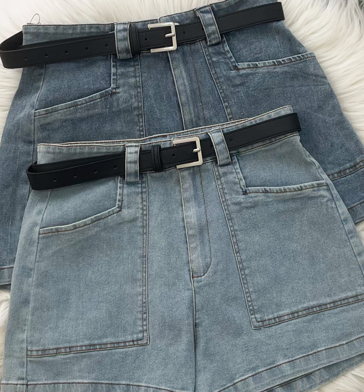 【S4964 / 19690】高品质COTTON JEANS简约日常休闲百搭牛仔长裤，有口袋 配送皮革腰带 ❤️❤️